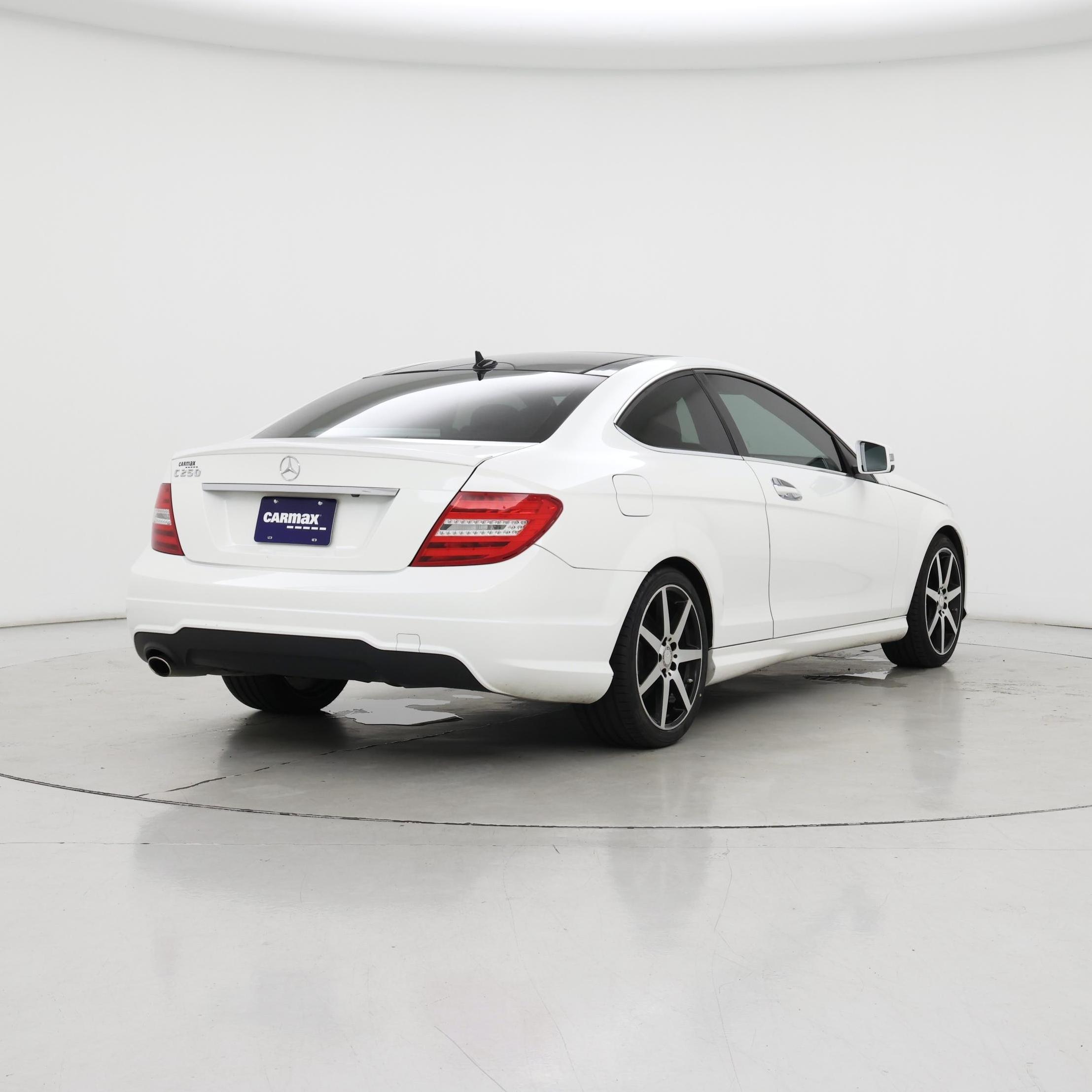 Thumbnail: 2015 Mercedes-Benz C-Class - 8