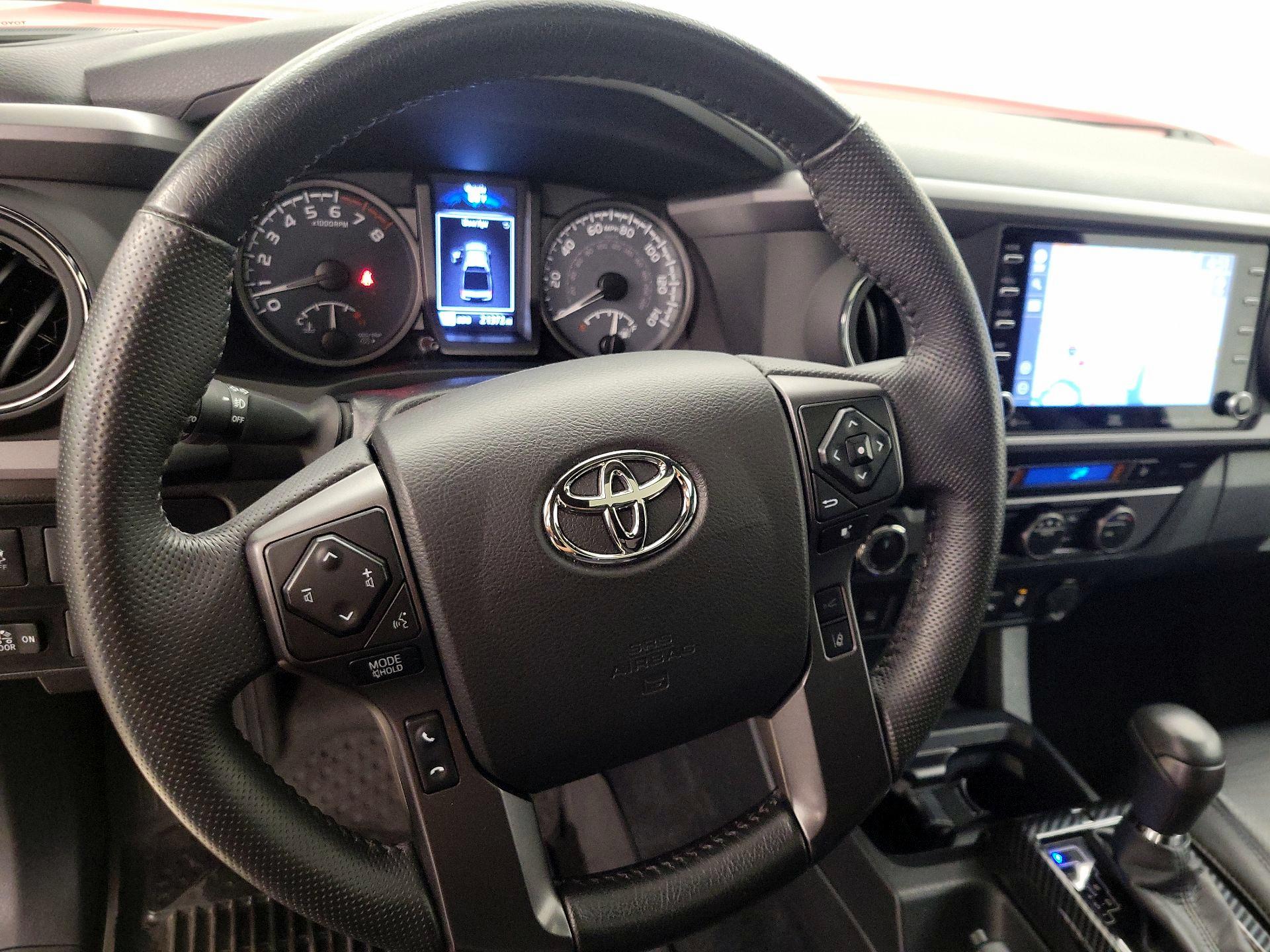 Thumbnail: 2022 Toyota Tacoma - 10