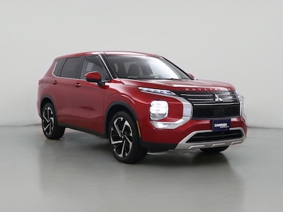 Red 2024 Mitsubishi Outlander SE
