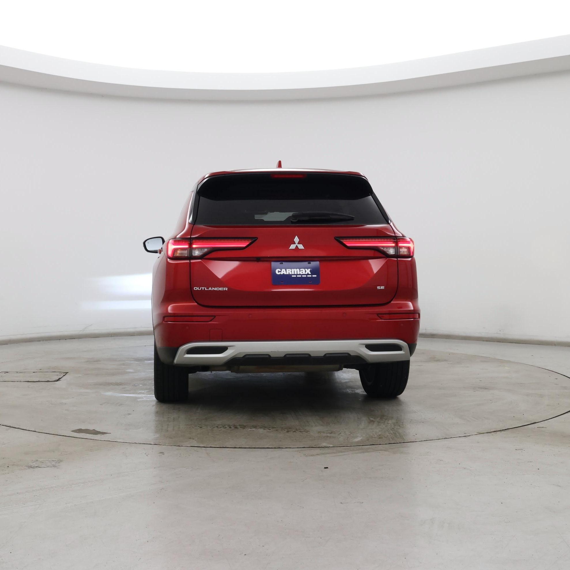 Thumbnail: 2024 Mitsubishi Outlander - 6