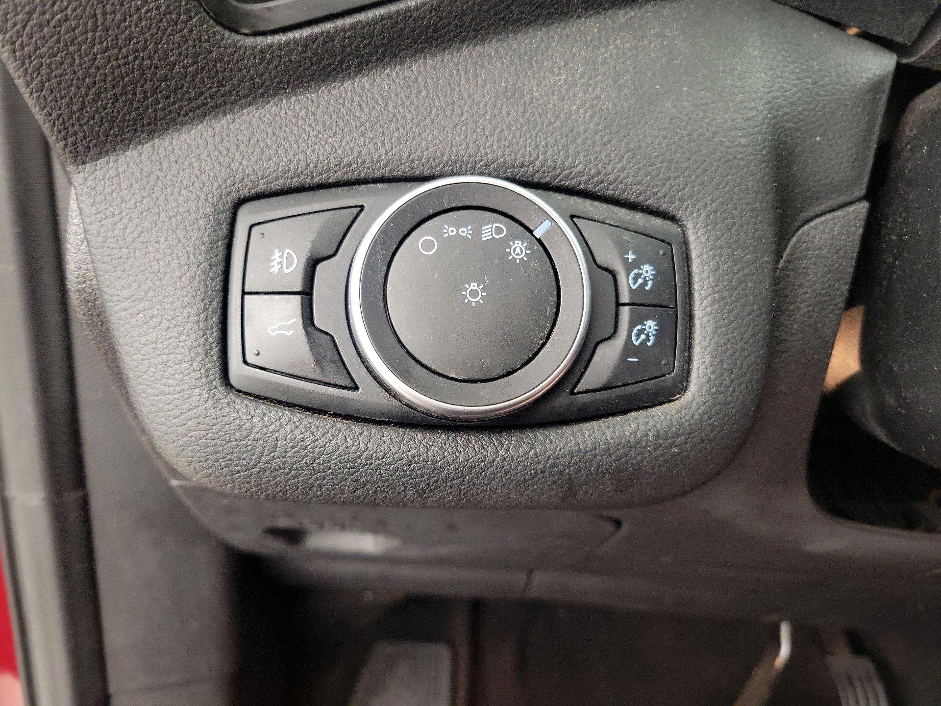 Thumbnail: 2017 Ford Escape - 13