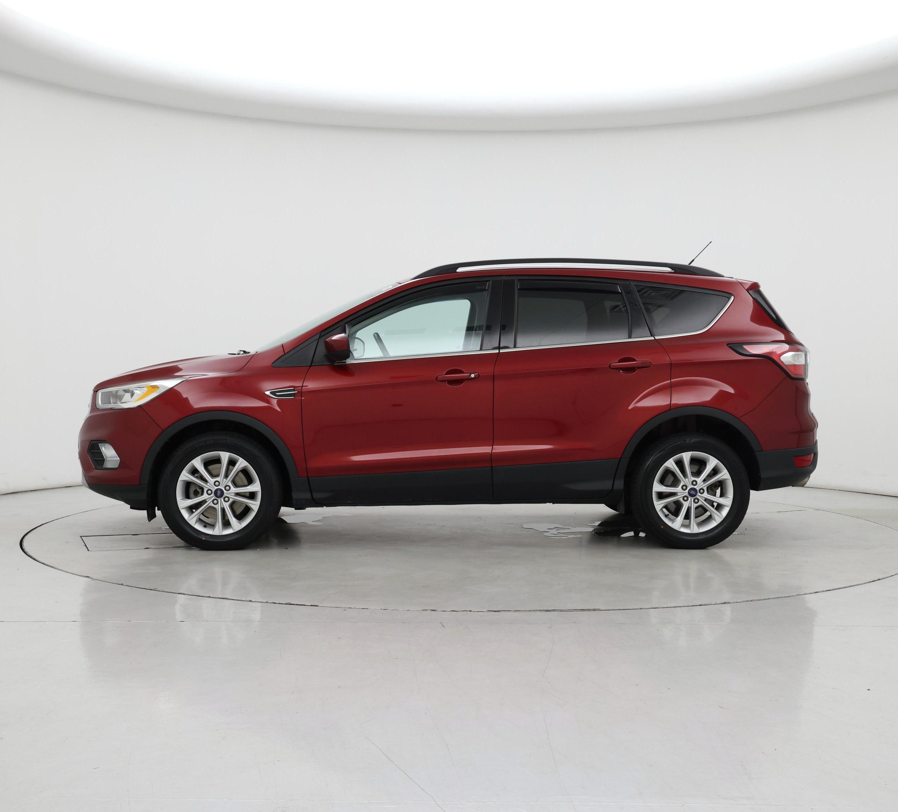 Thumbnail: 2017 Ford Escape - 3