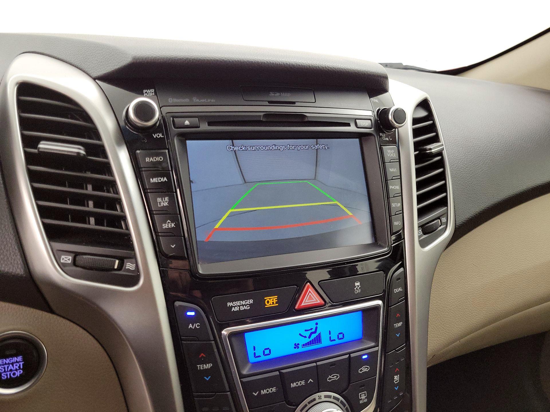Thumbnail: 2016 Hyundai Elantra - 15