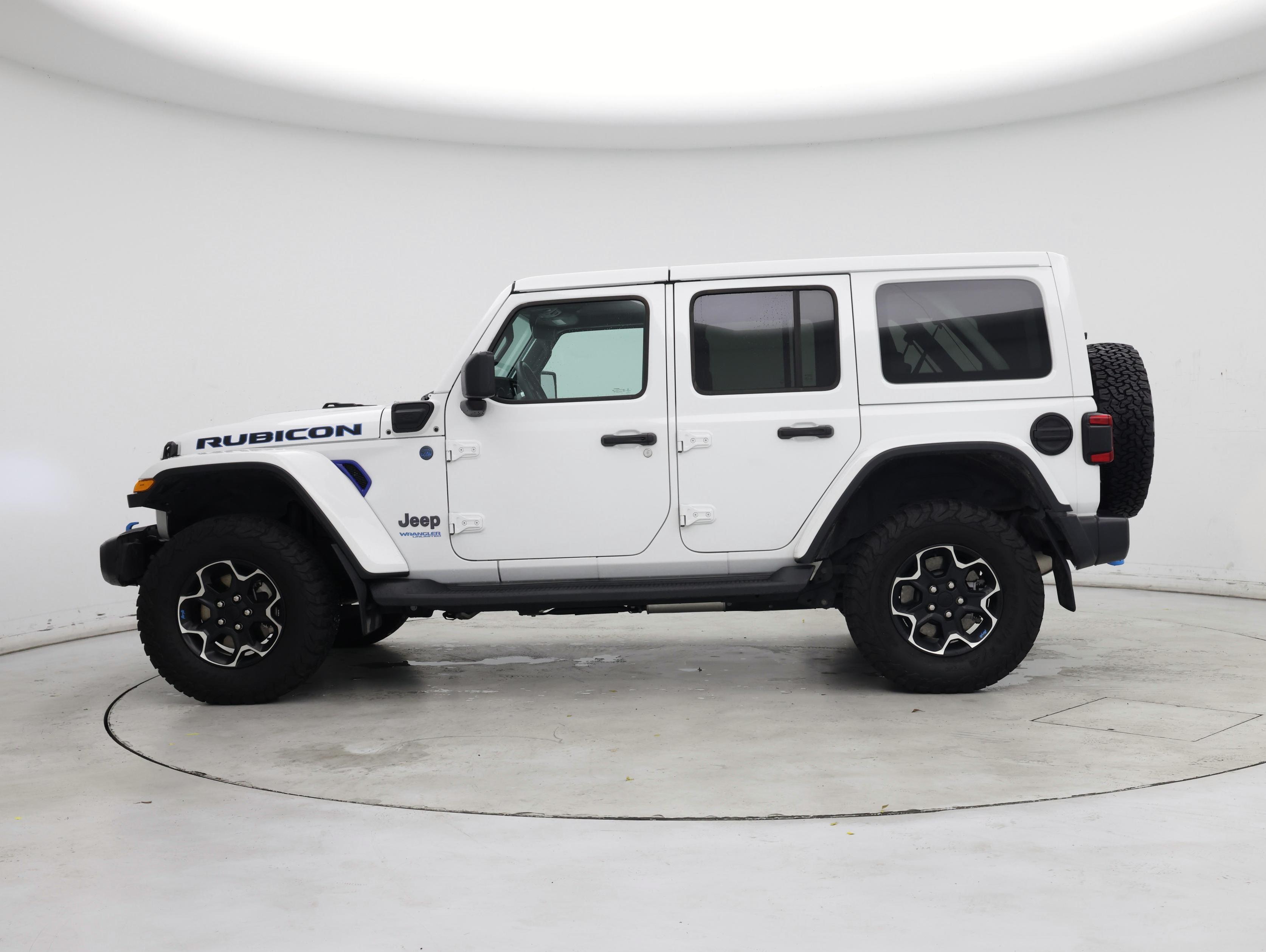 Thumbnail: 2022 Jeep Wrangler - 3