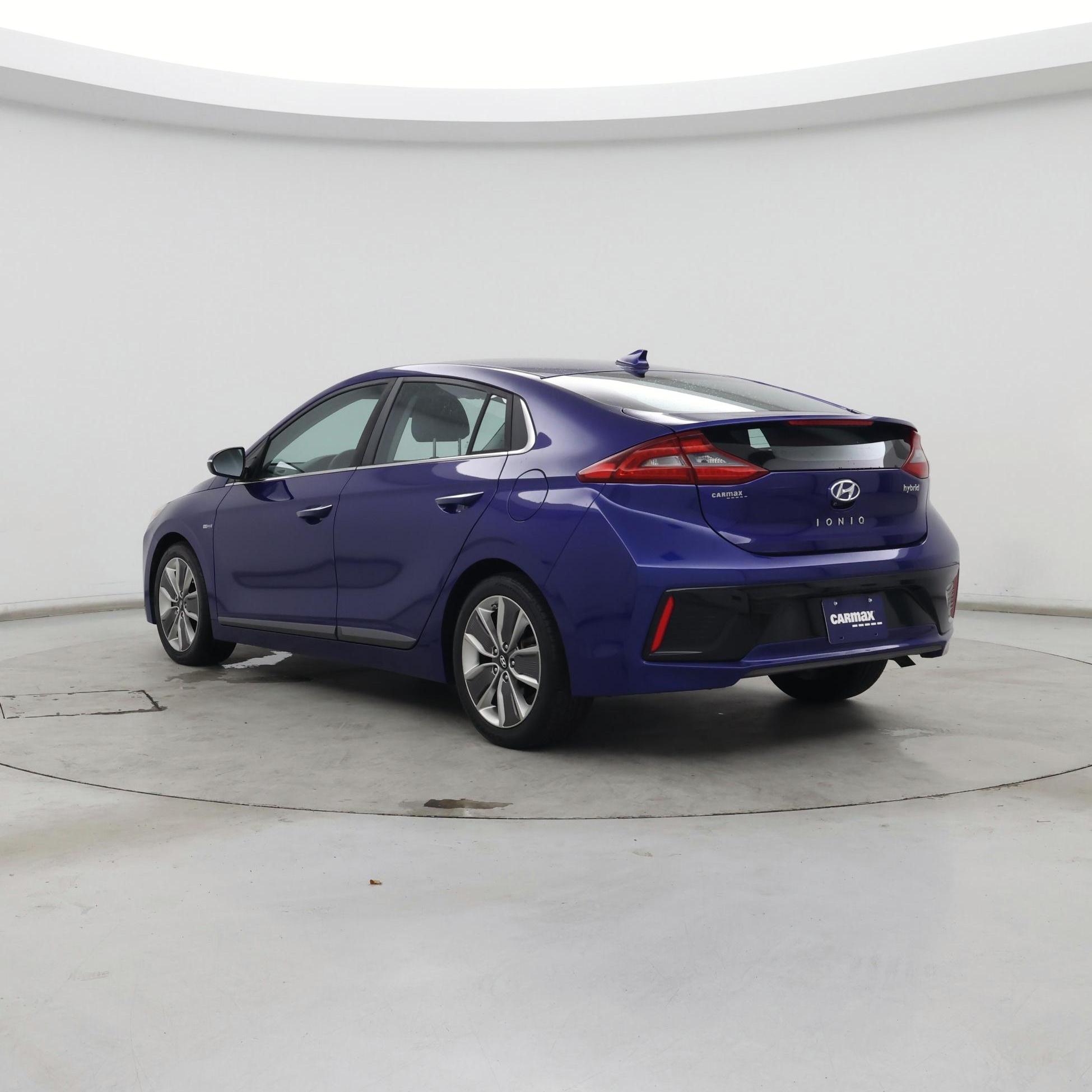 Thumbnail: 2019 Hyundai Ioniq - 2