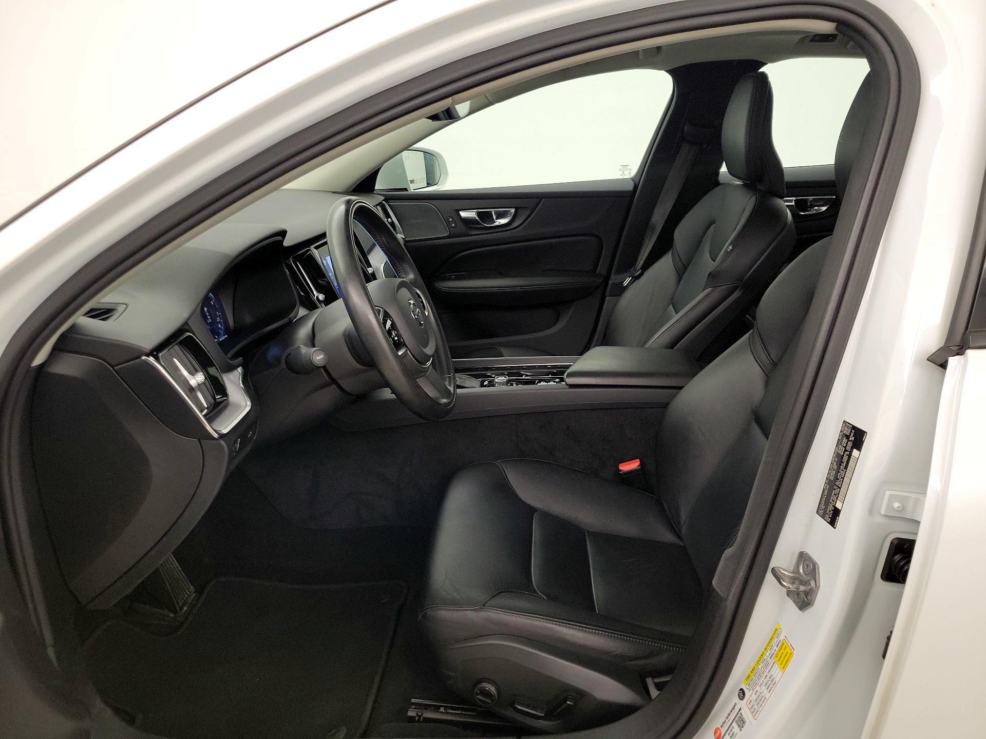 Thumbnail: 2020 Volvo S60 - 11