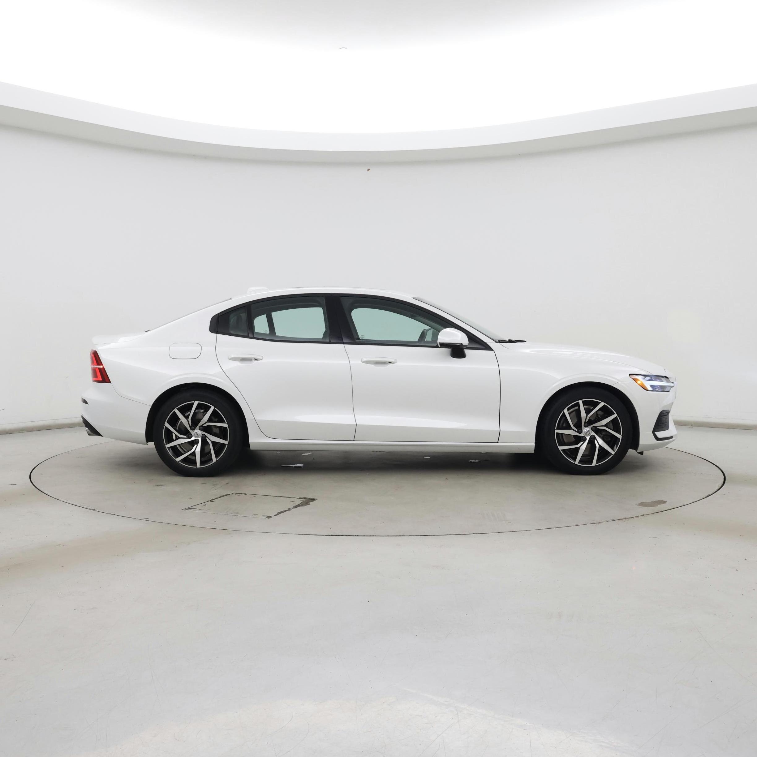 Thumbnail: 2020 Volvo S60 - 7
