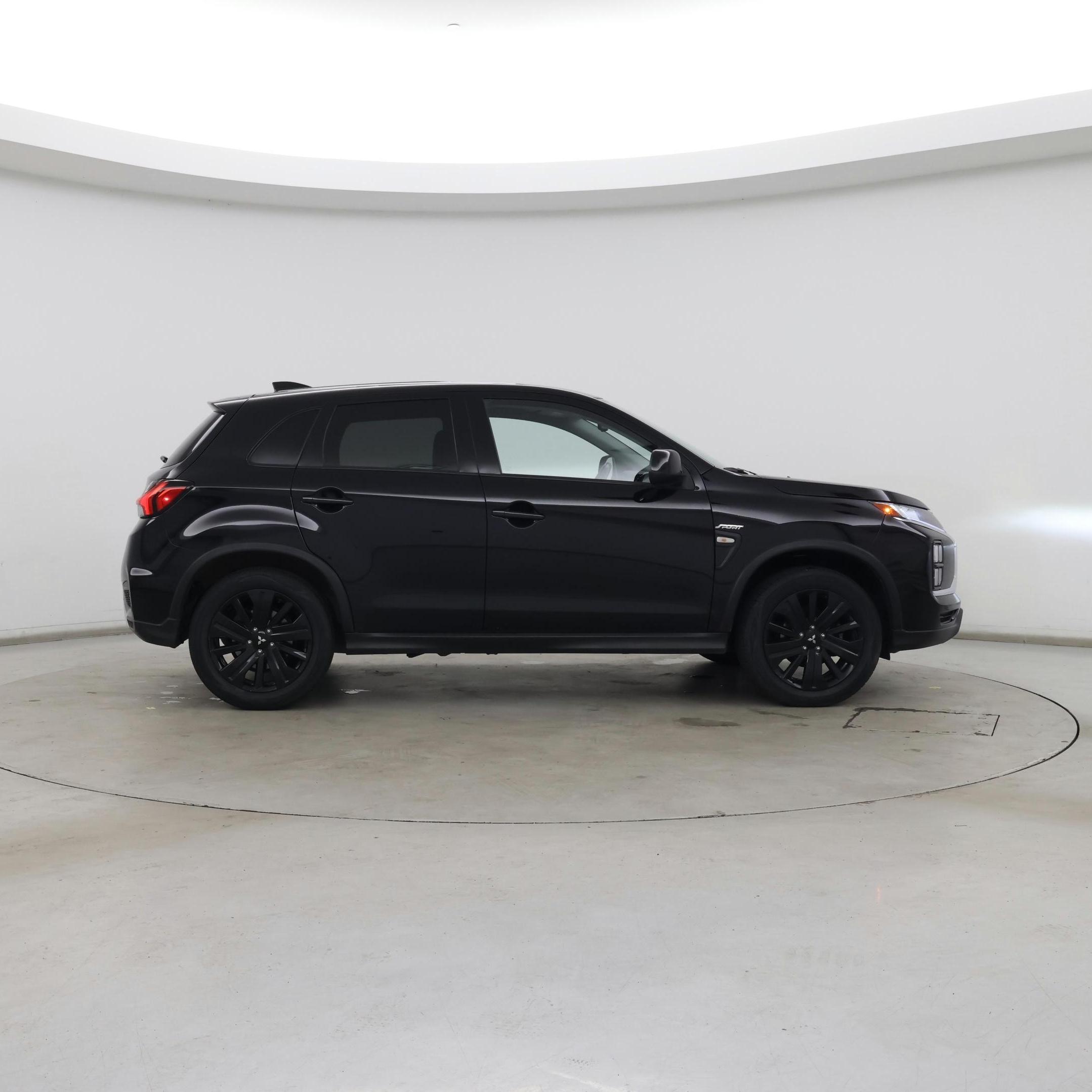 Thumbnail: 2022 Mitsubishi Outlander Sport - 7
