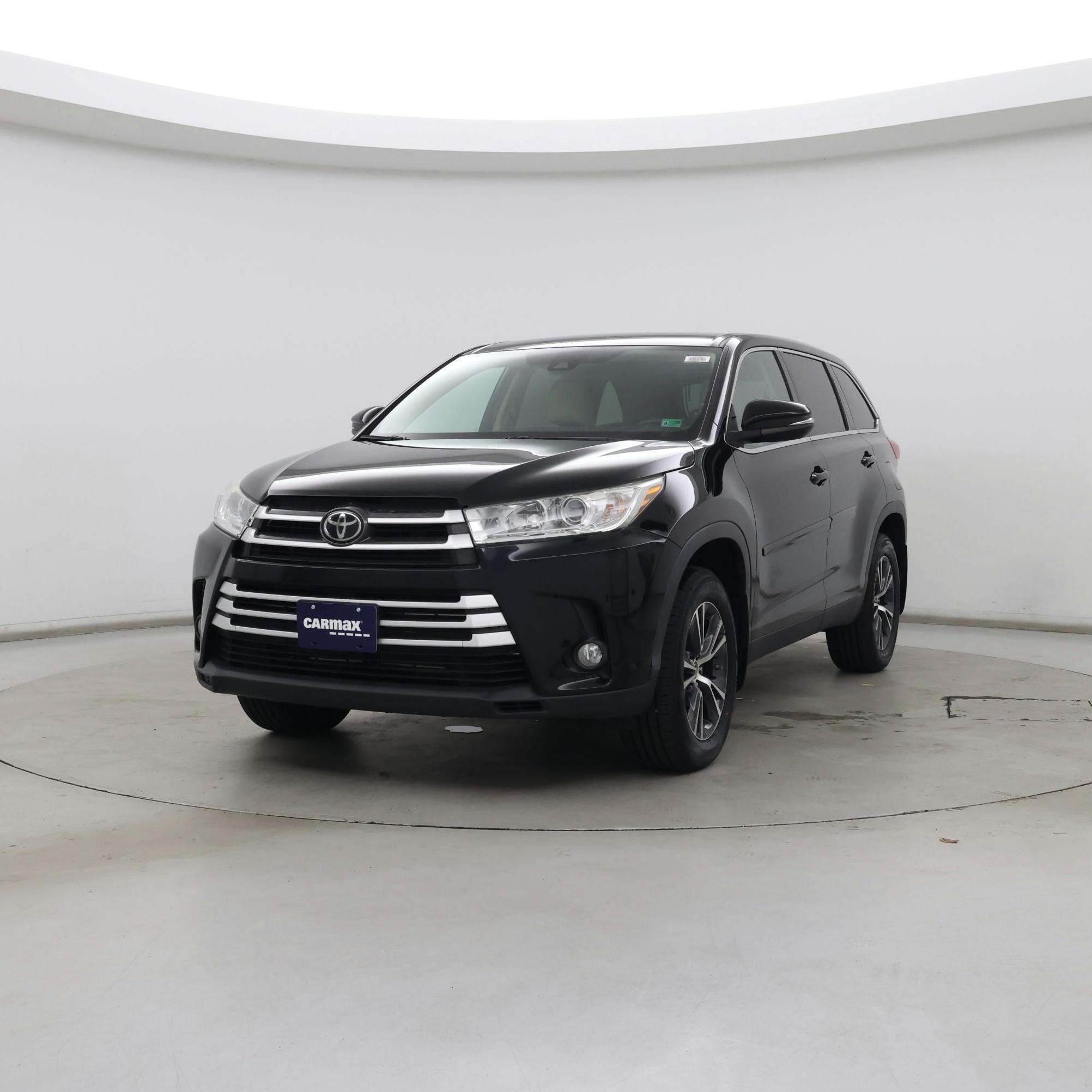 Thumbnail: 2019 Toyota Highlander - 4