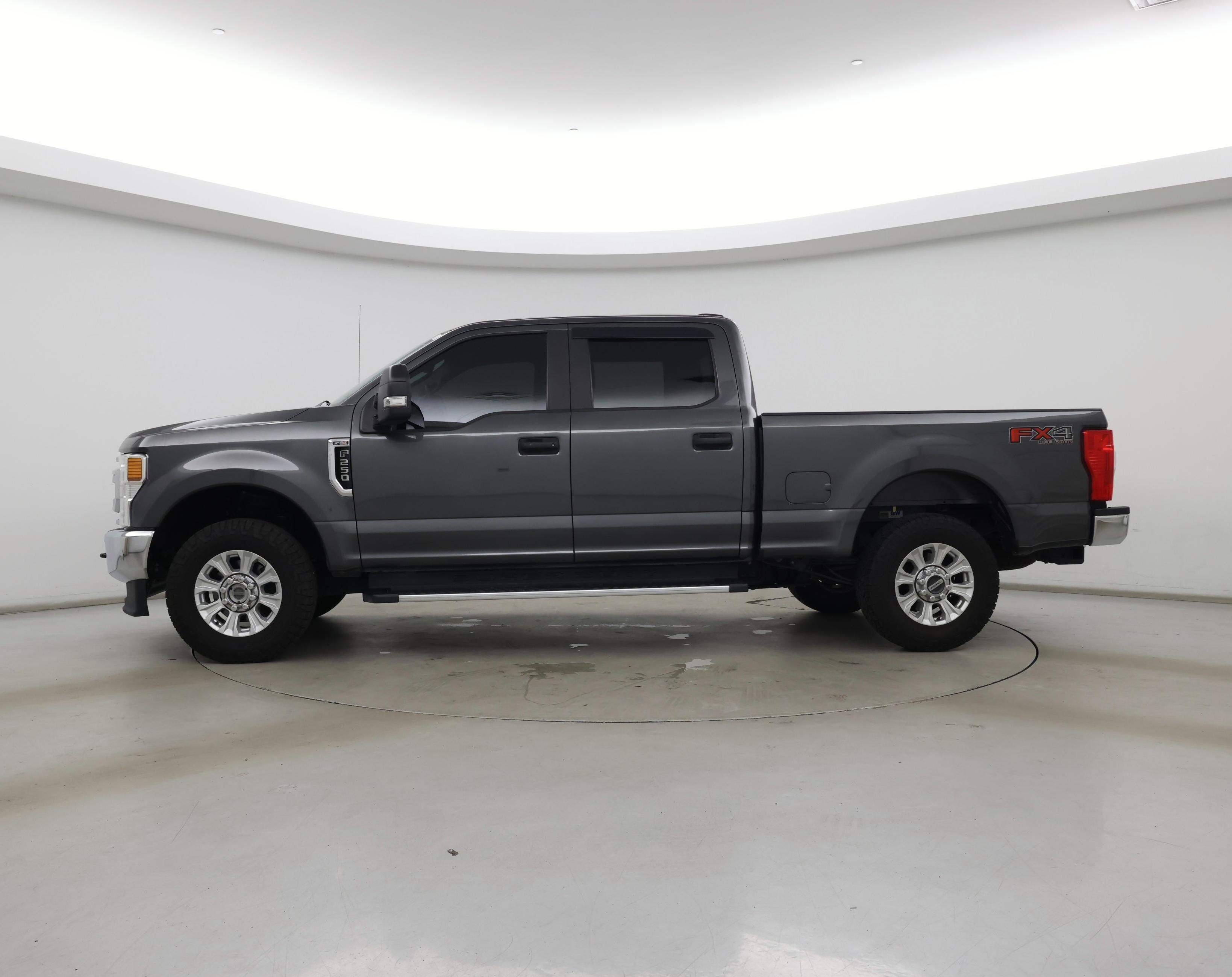 Thumbnail: 2020 Ford F-250 - 3