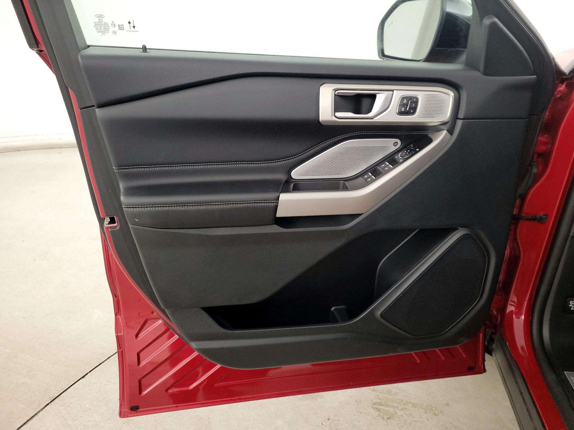 Thumbnail: 2023 Ford Explorer - 12