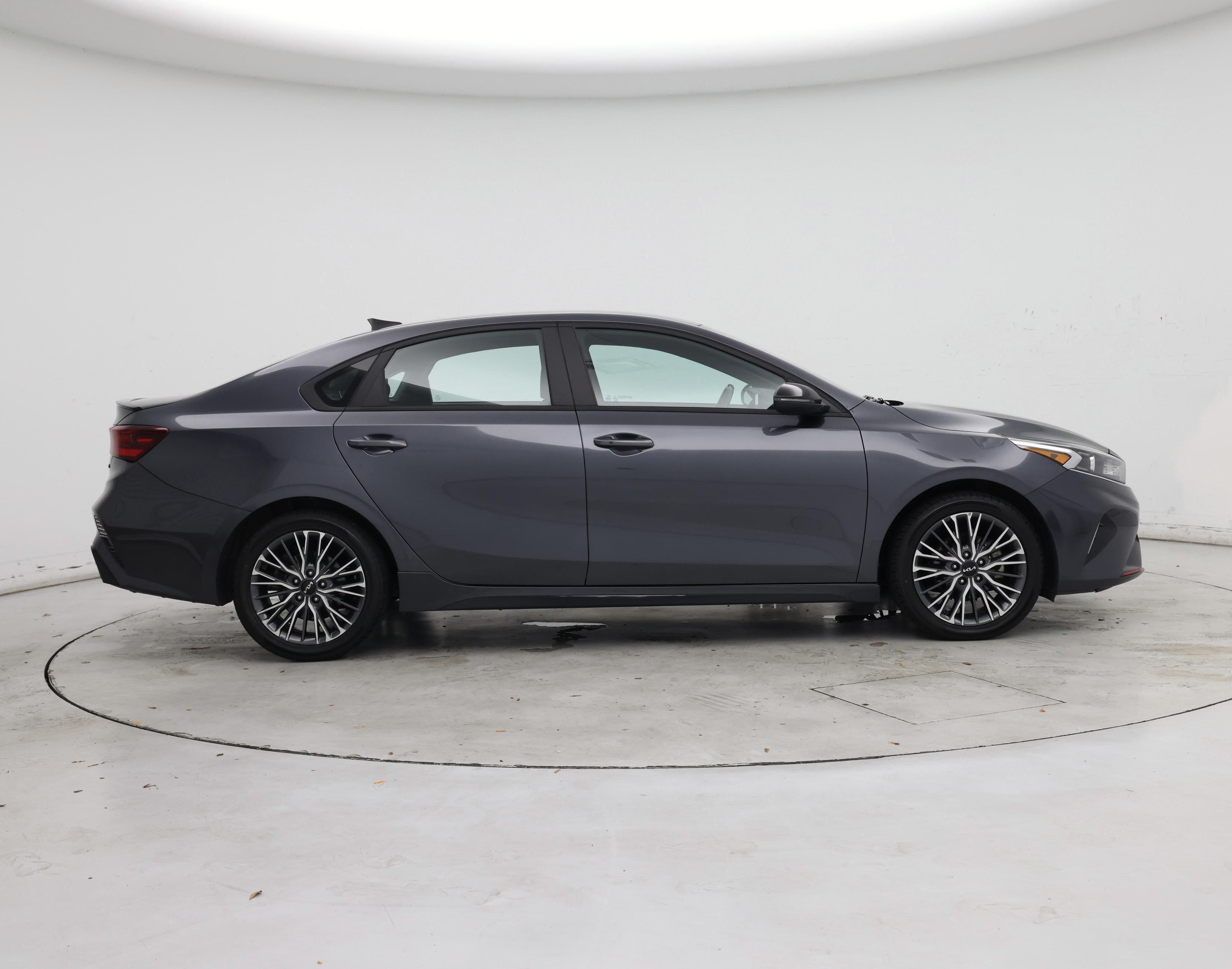 Thumbnail: 2023 Kia Forte - 7