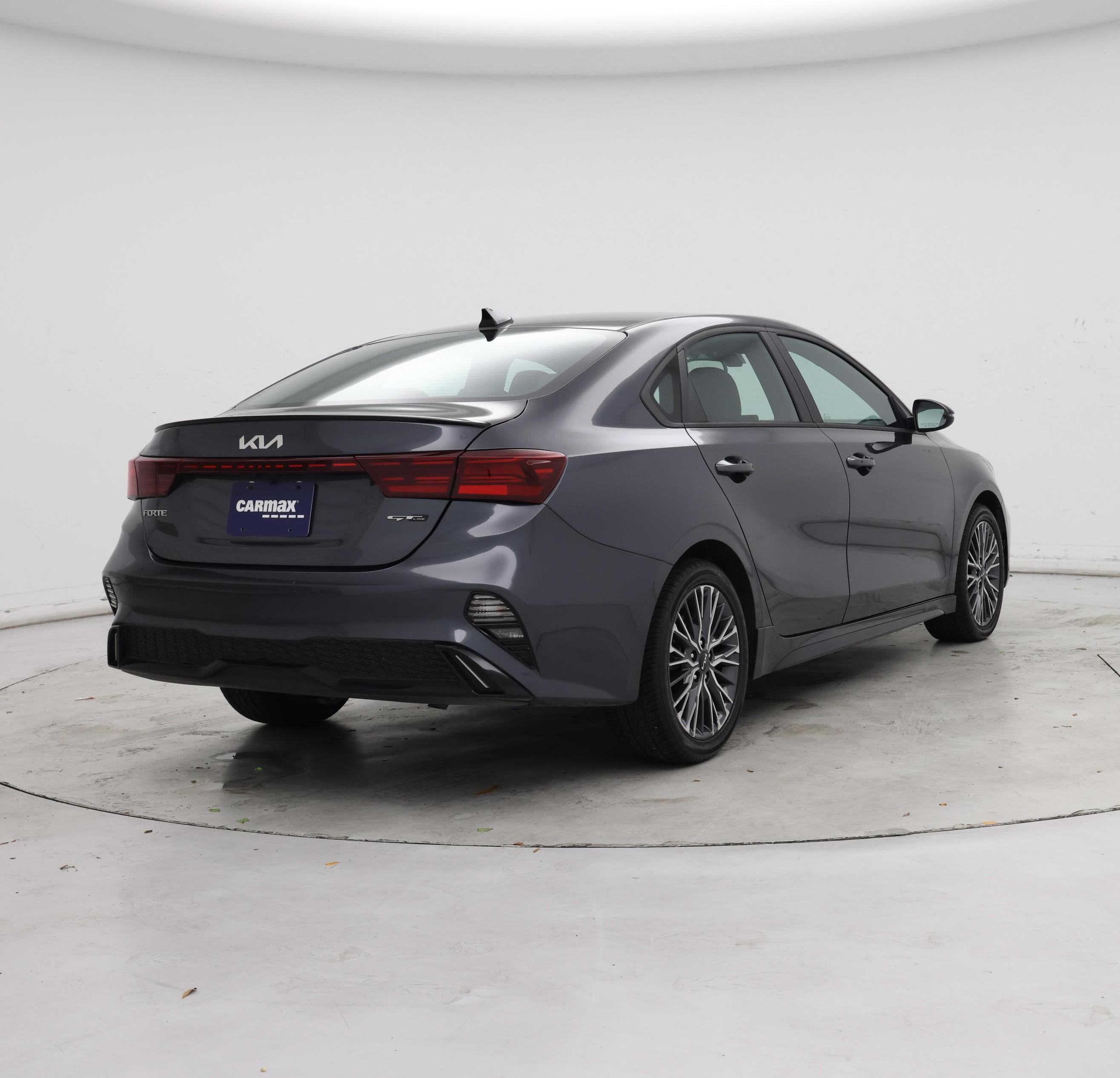 Thumbnail: 2023 Kia Forte - 8