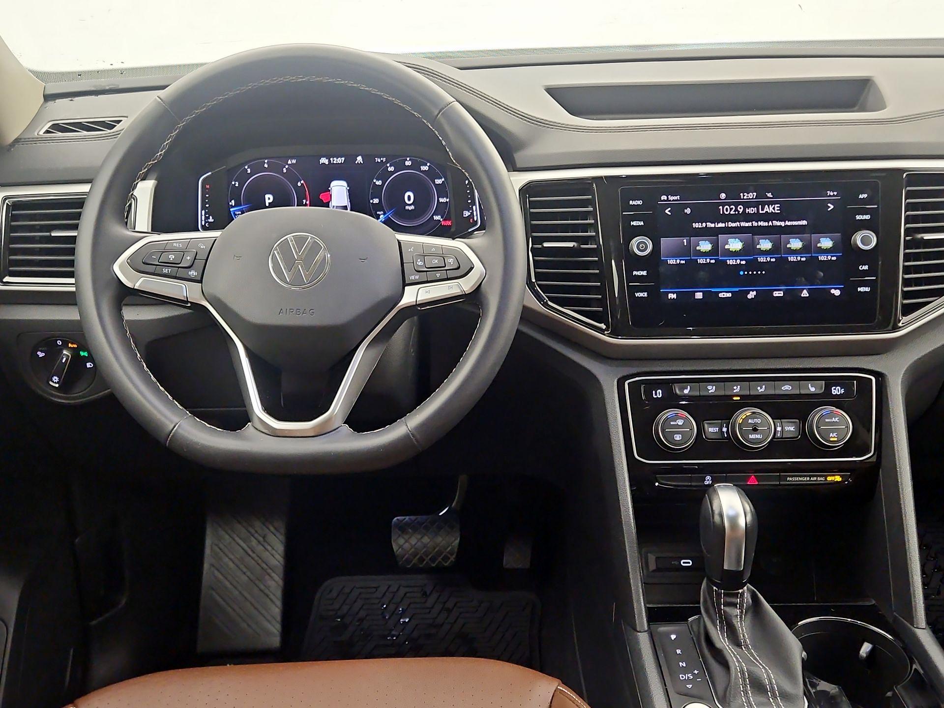Thumbnail: 2022 Volkswagen Atlas - 10