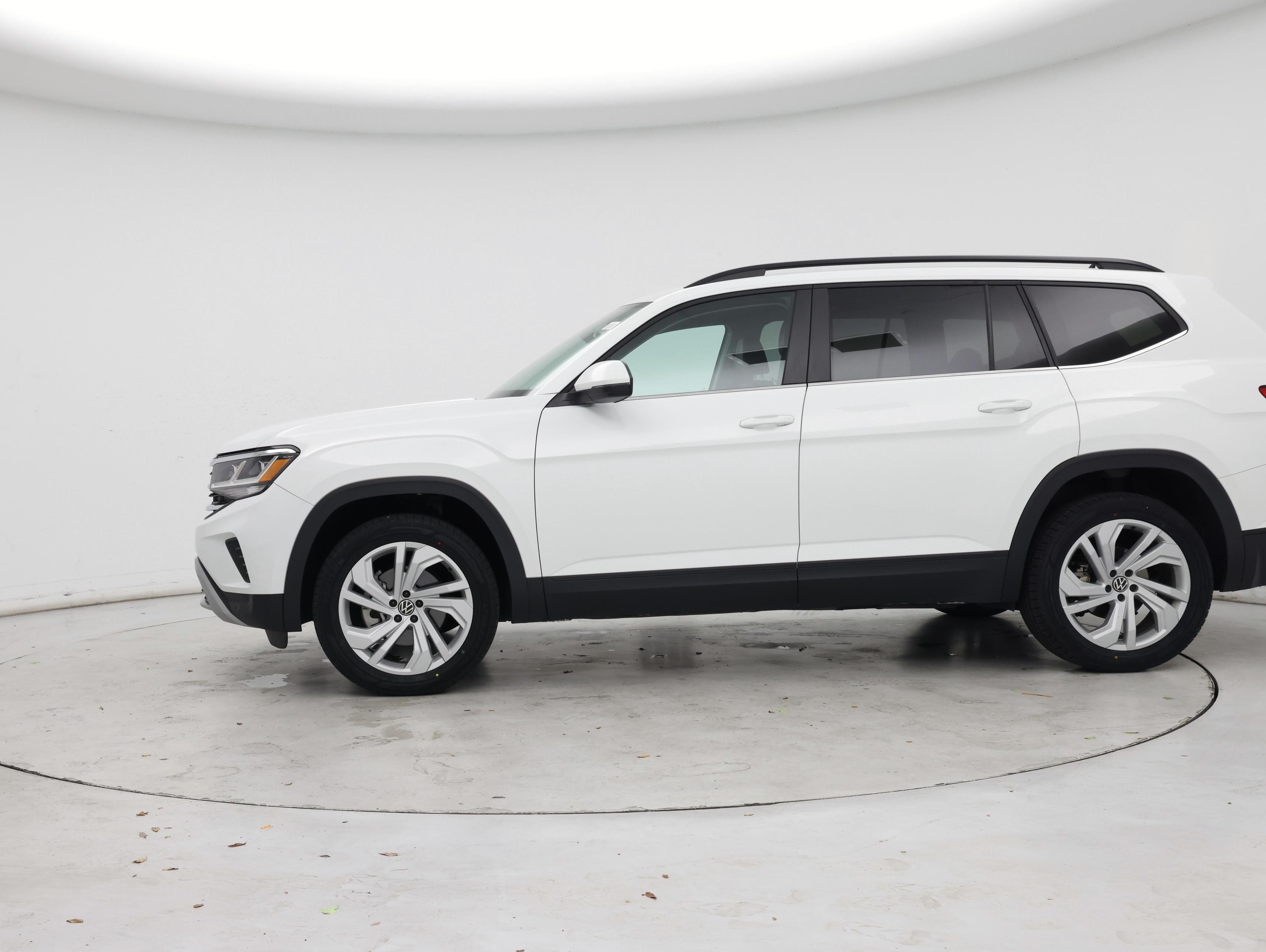 Thumbnail: 2022 Volkswagen Atlas - 3