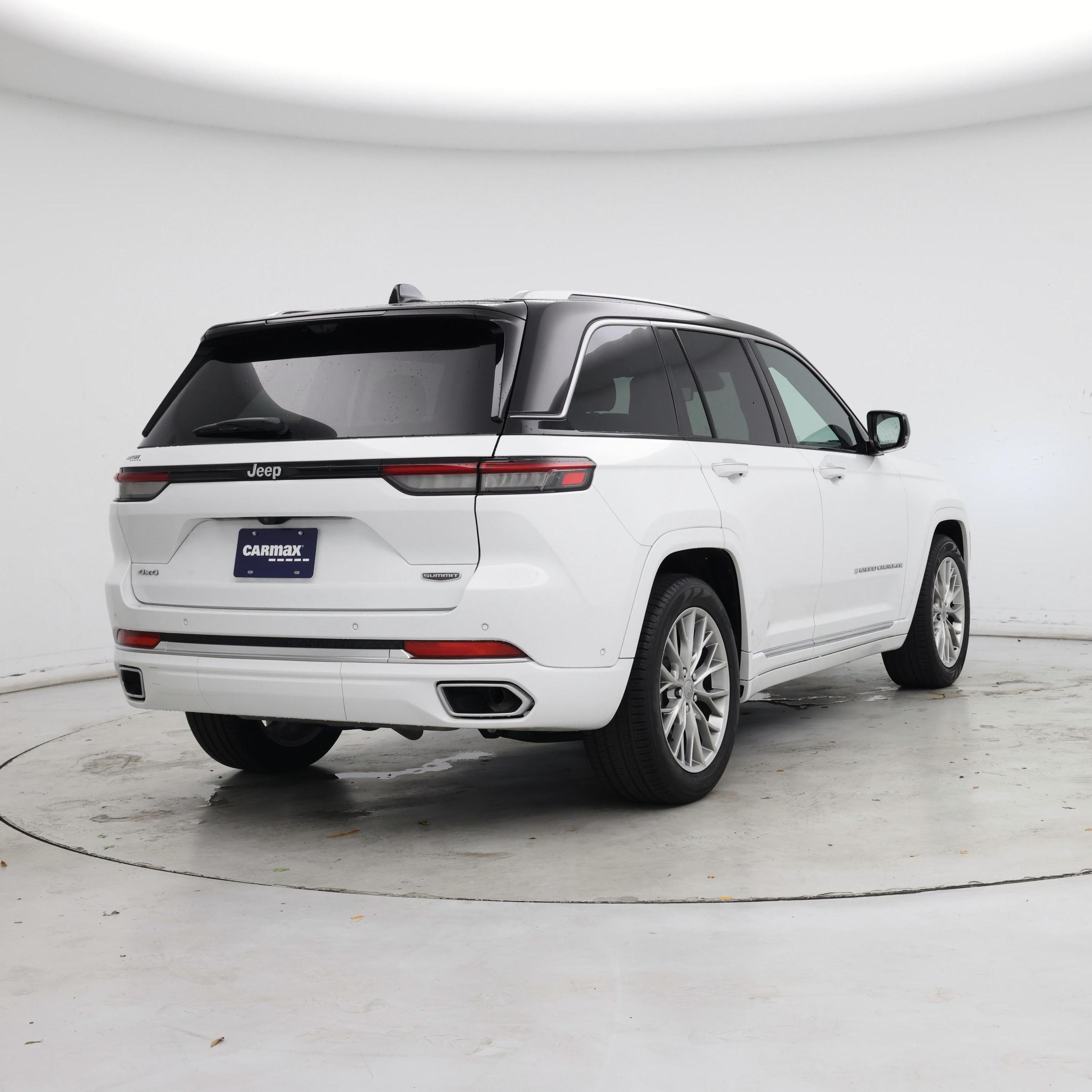 Thumbnail: 2024 Jeep Grand Cherokee - 8