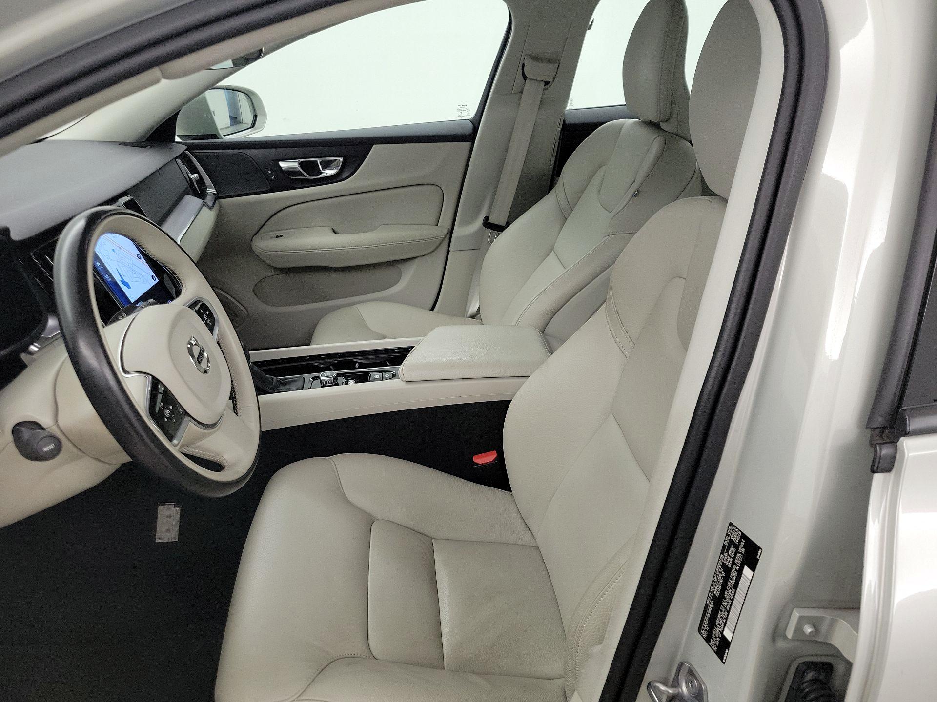 Thumbnail: 2019 Volvo S60 - 11