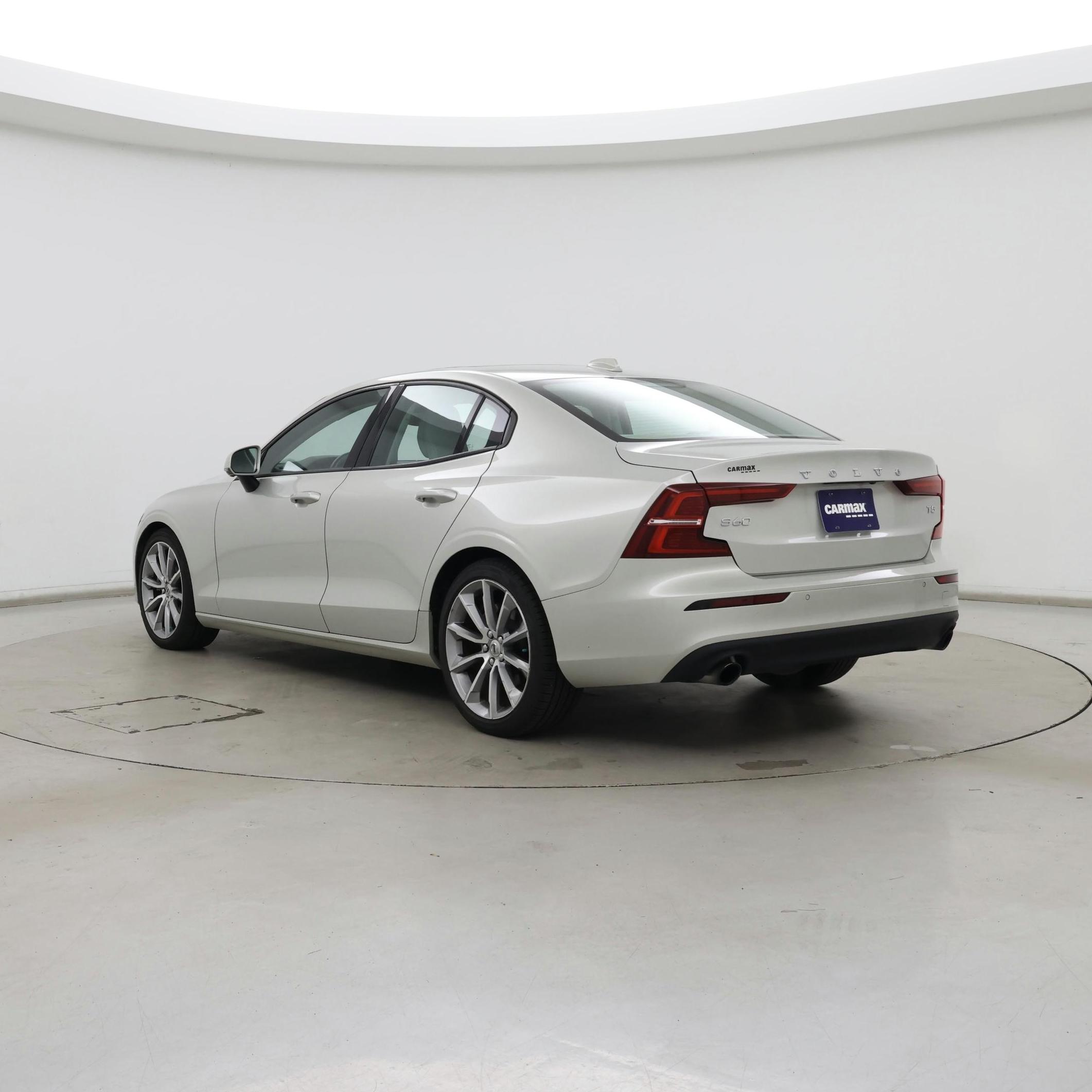 Thumbnail: 2019 Volvo S60 - 2