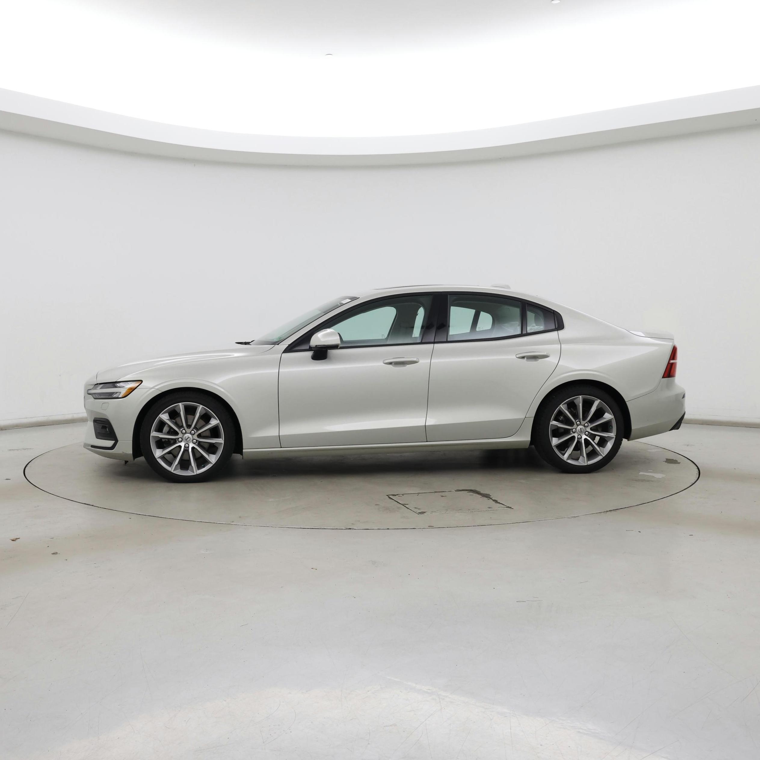 Thumbnail: 2019 Volvo S60 - 3