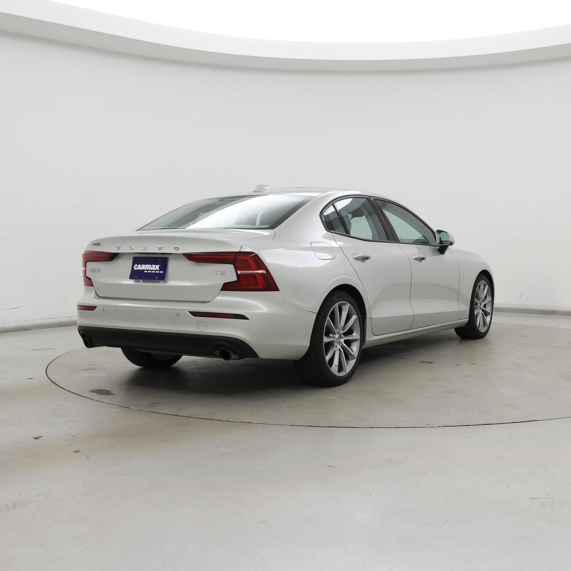 Thumbnail: 2019 Volvo S60 - 8