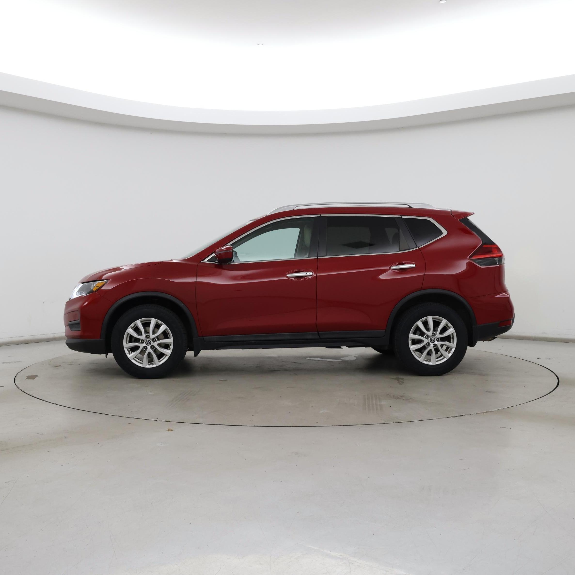 Thumbnail: 2017 Nissan Rogue - 3
