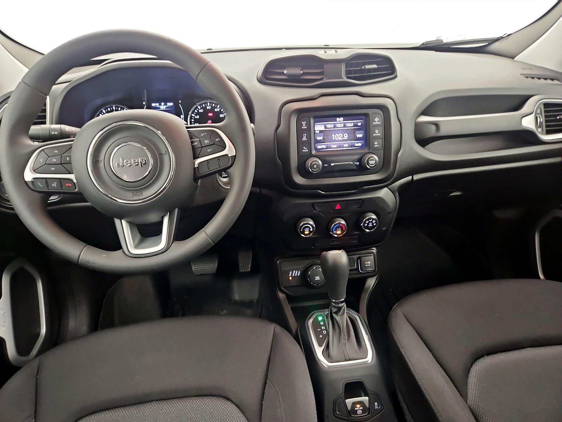 Thumbnail: 2020 Jeep Renegade - 9