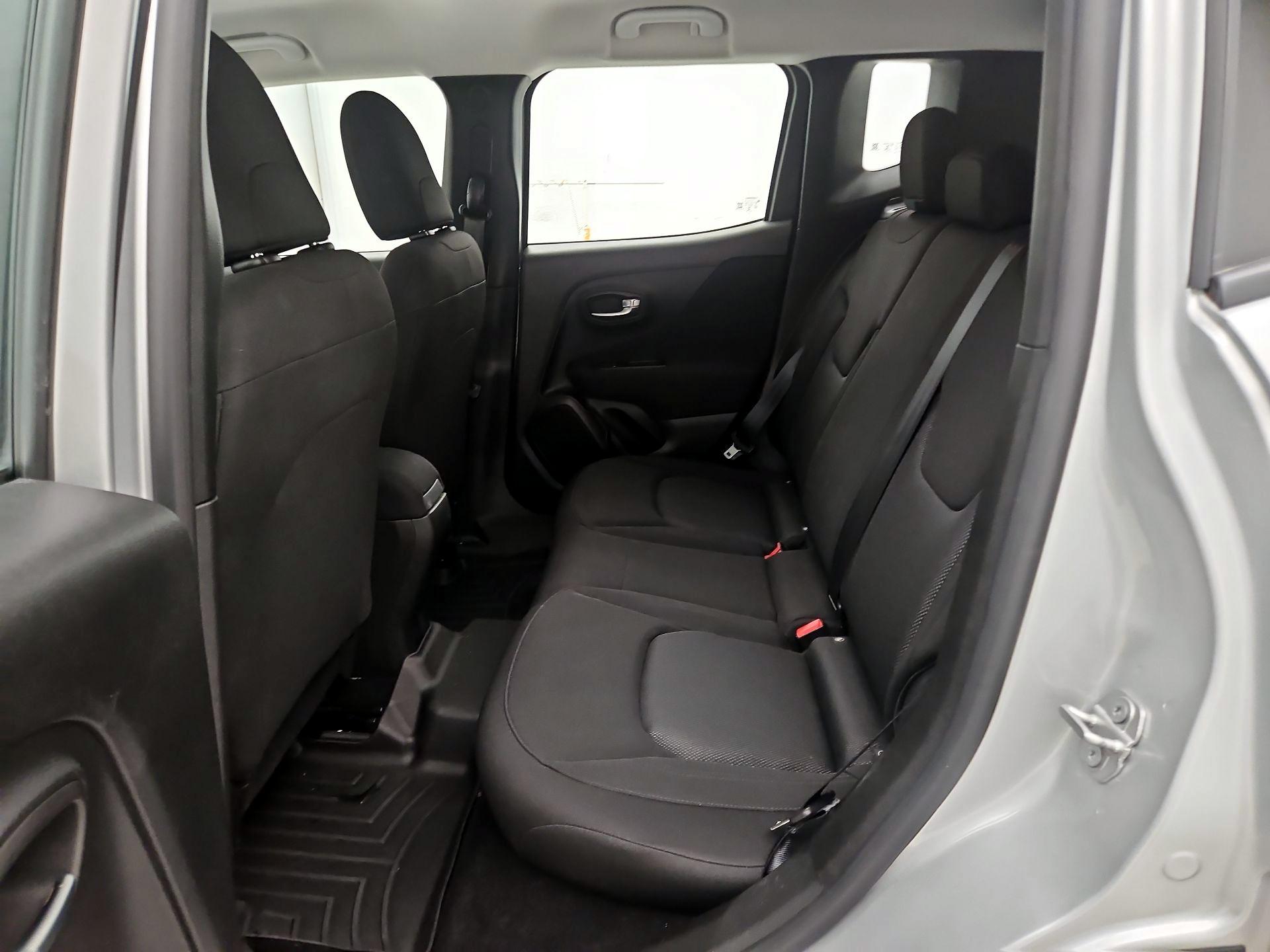 Thumbnail: 2020 Jeep Renegade - 19