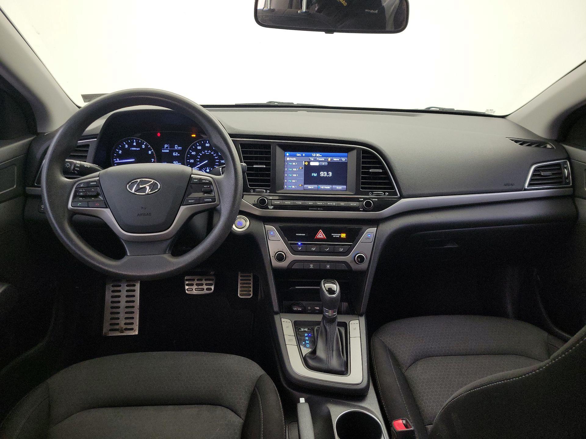 Thumbnail: 2018 Hyundai Elantra - 9