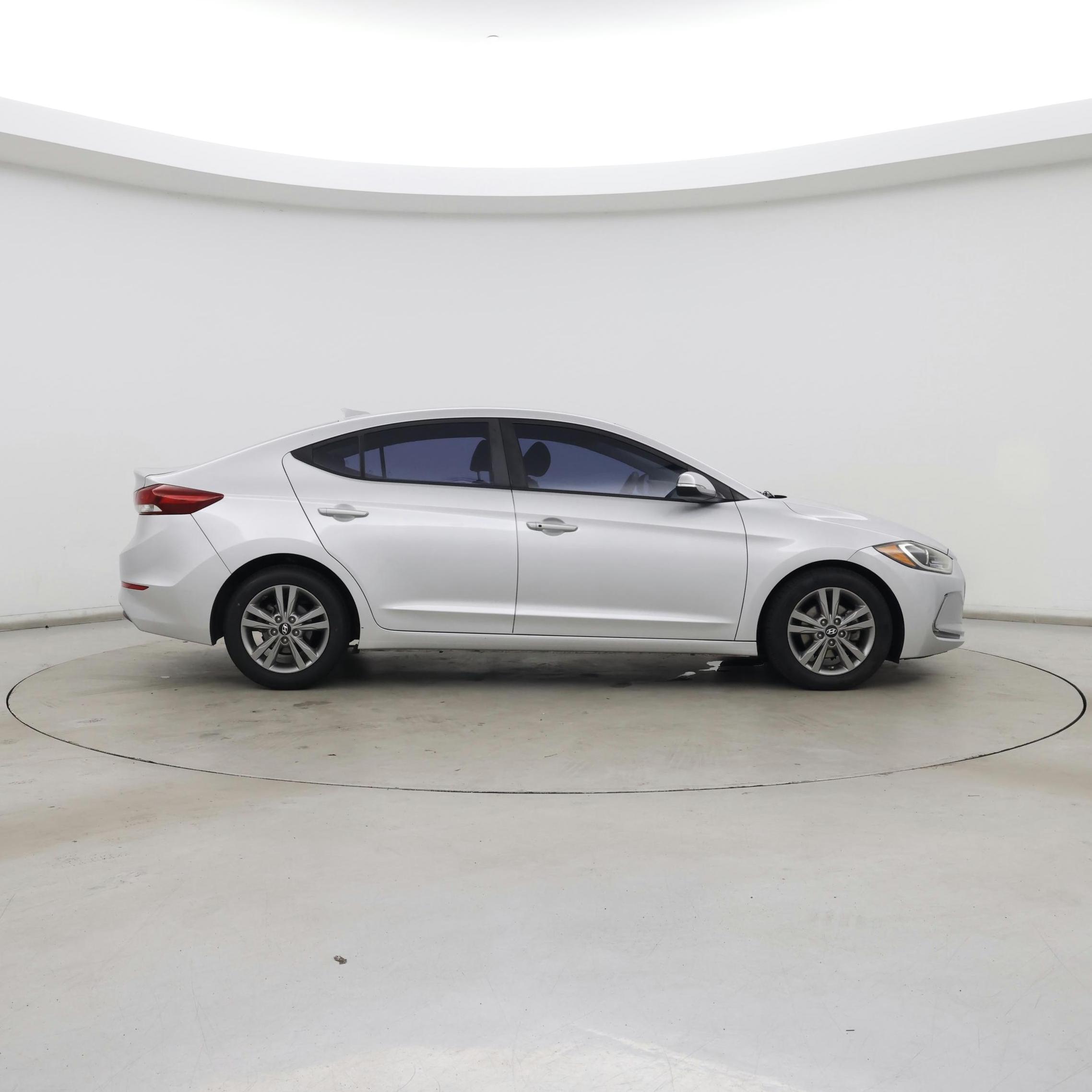 Thumbnail: 2018 Hyundai Elantra - 7