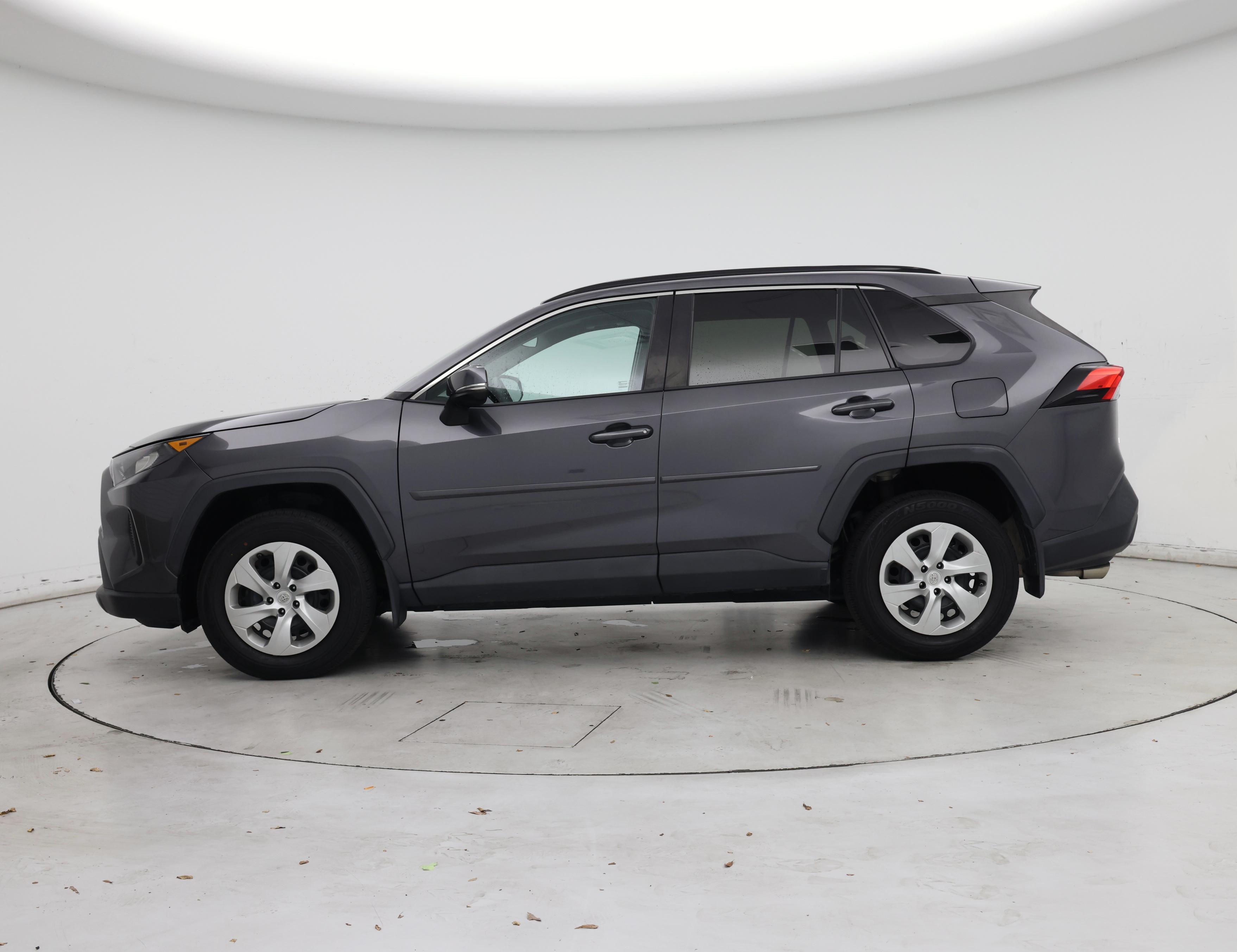 Thumbnail: 2020 Toyota RAV4 - 3
