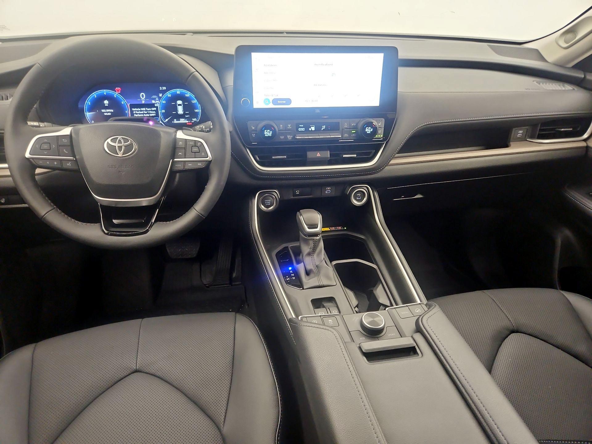 Thumbnail: 2025 Toyota Grand Highlander - 9