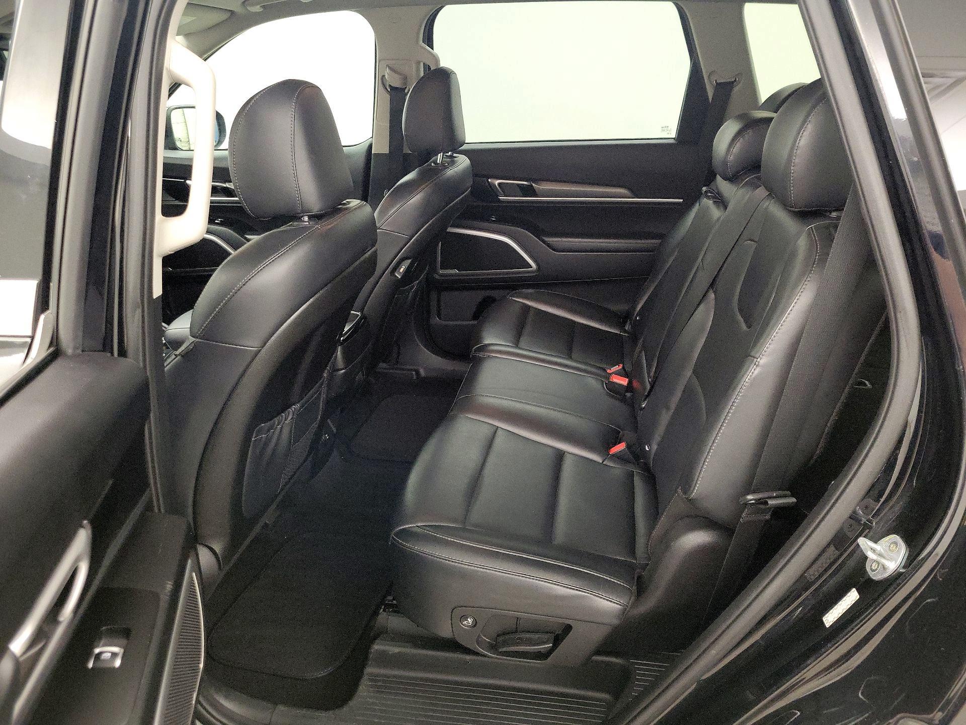 Thumbnail: 2020 Kia Telluride - 19