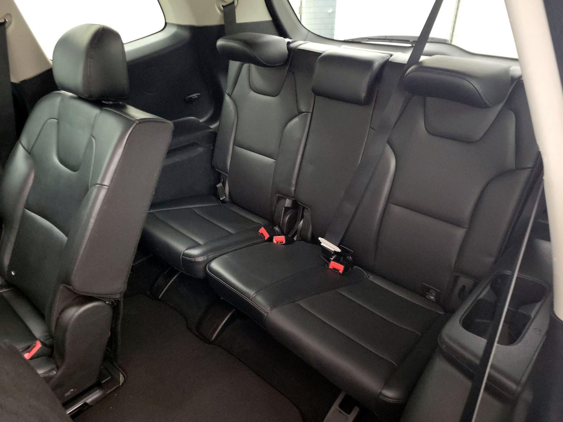 Thumbnail: 2020 Kia Telluride - 20