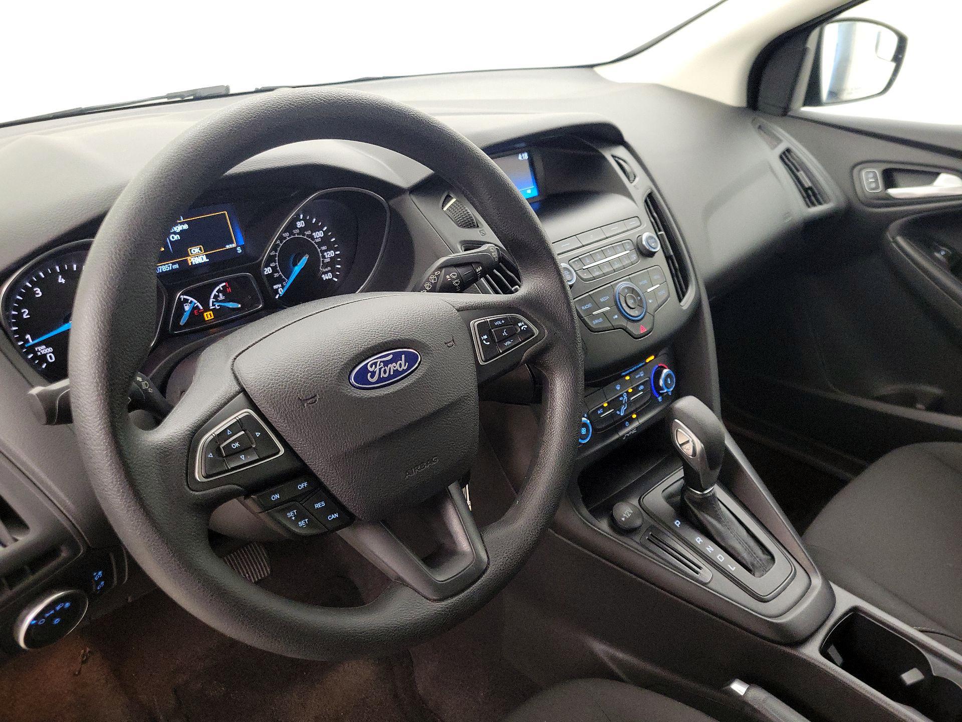 Thumbnail: 2018 Ford Focus - 9