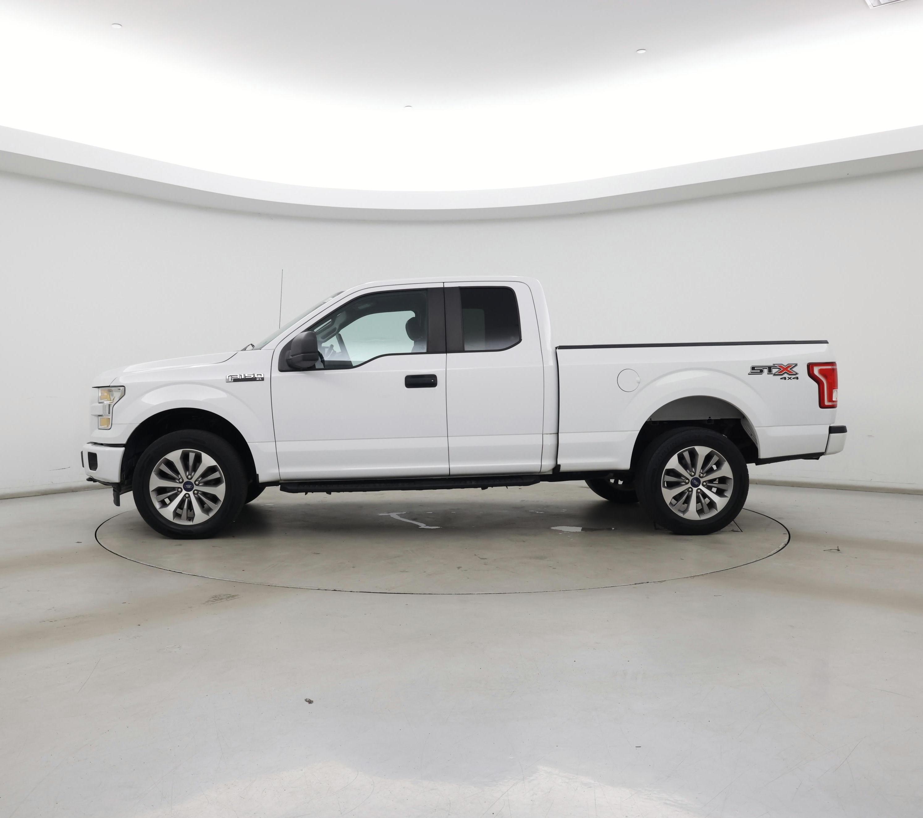 Thumbnail: 2017 Ford F-150 - 3