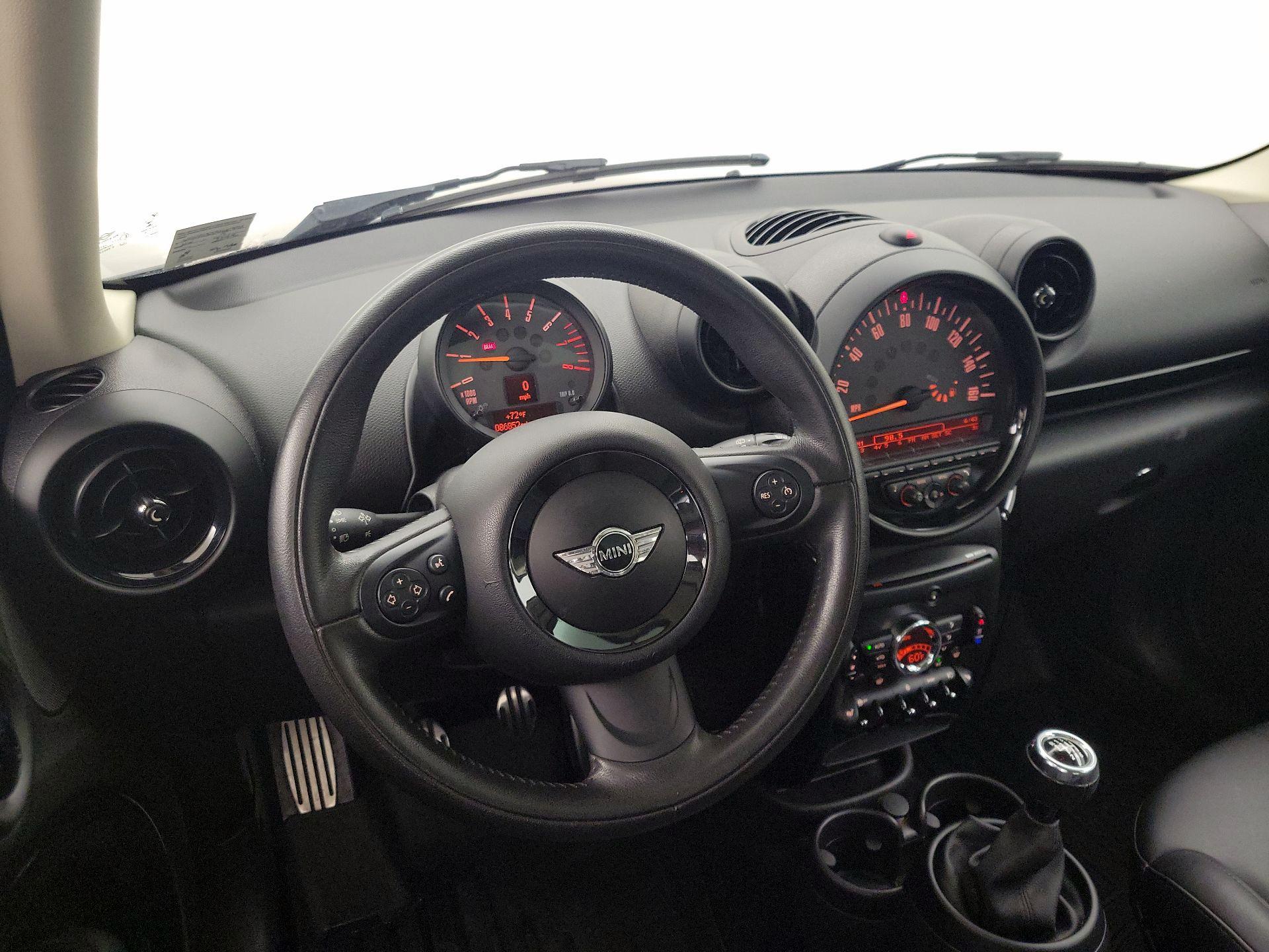 Thumbnail: 2015 MINI Cooper Countryman - 9