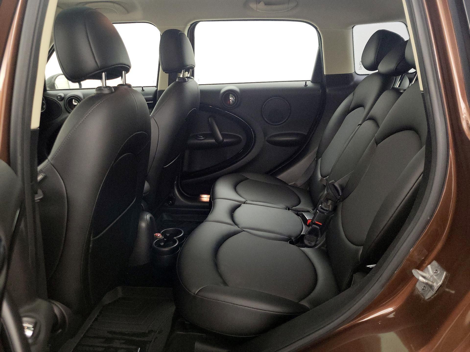 Thumbnail: 2015 MINI Cooper Countryman - 18