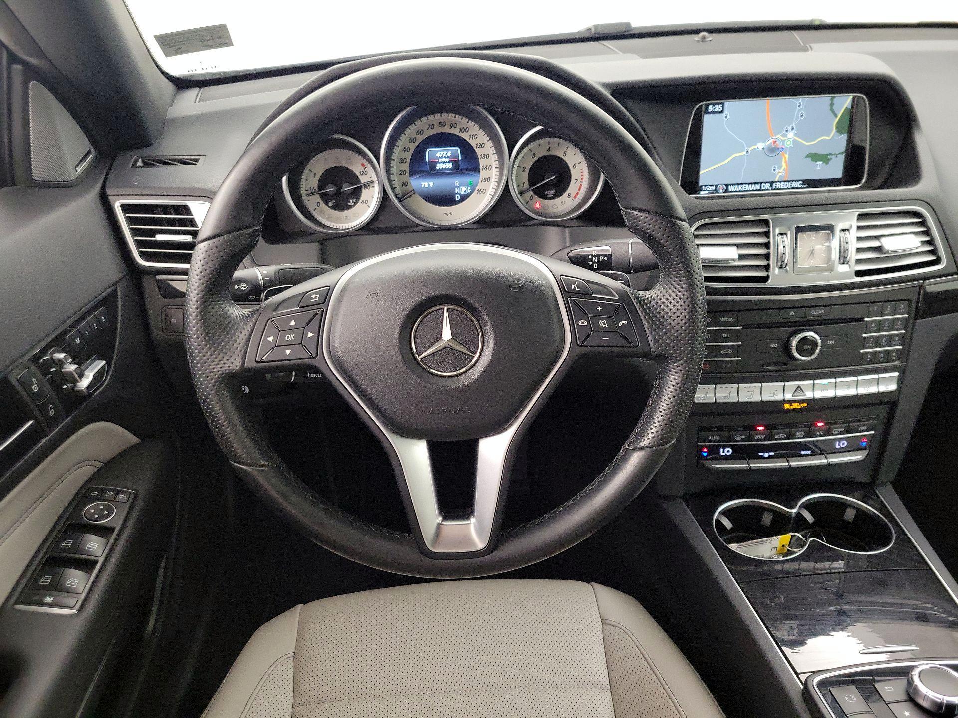 Thumbnail: 2016 Mercedes-Benz E-Class - 10