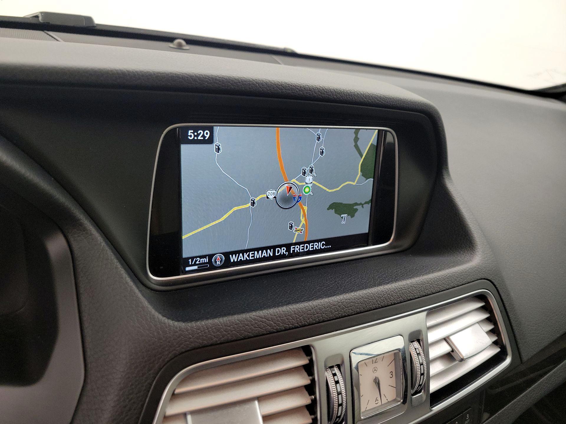 Thumbnail: 2016 Mercedes-Benz E-Class - 14