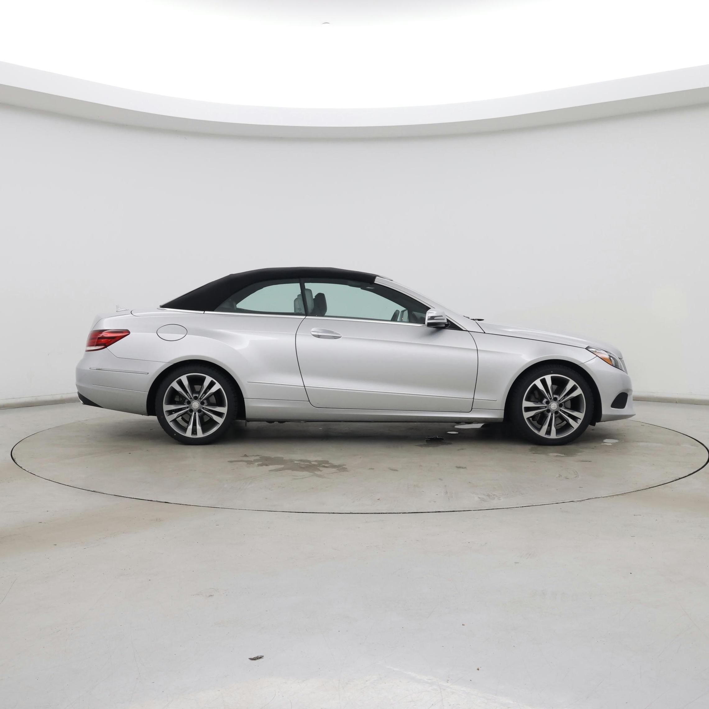 Thumbnail: 2016 Mercedes-Benz E-Class - 7