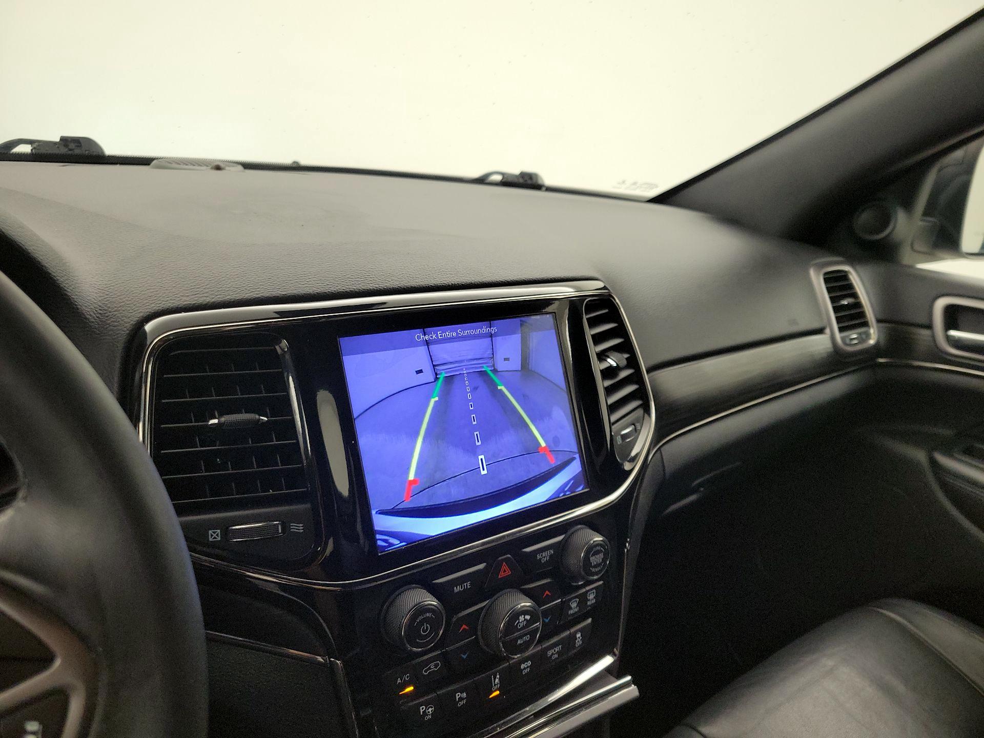 Thumbnail: 2019 Jeep Grand Cherokee - 15