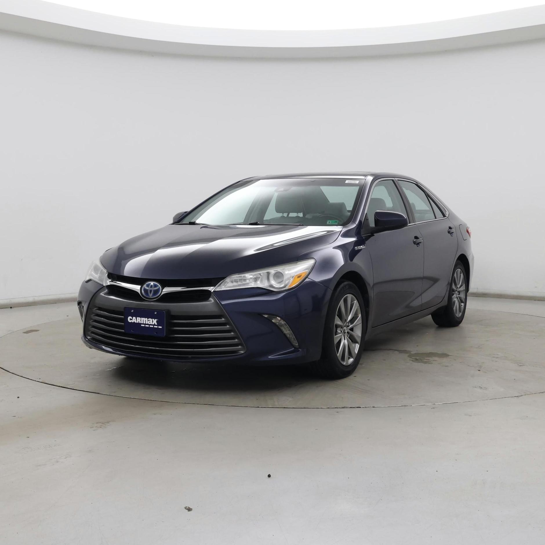 Thumbnail: 2017 Toyota Camry - 4