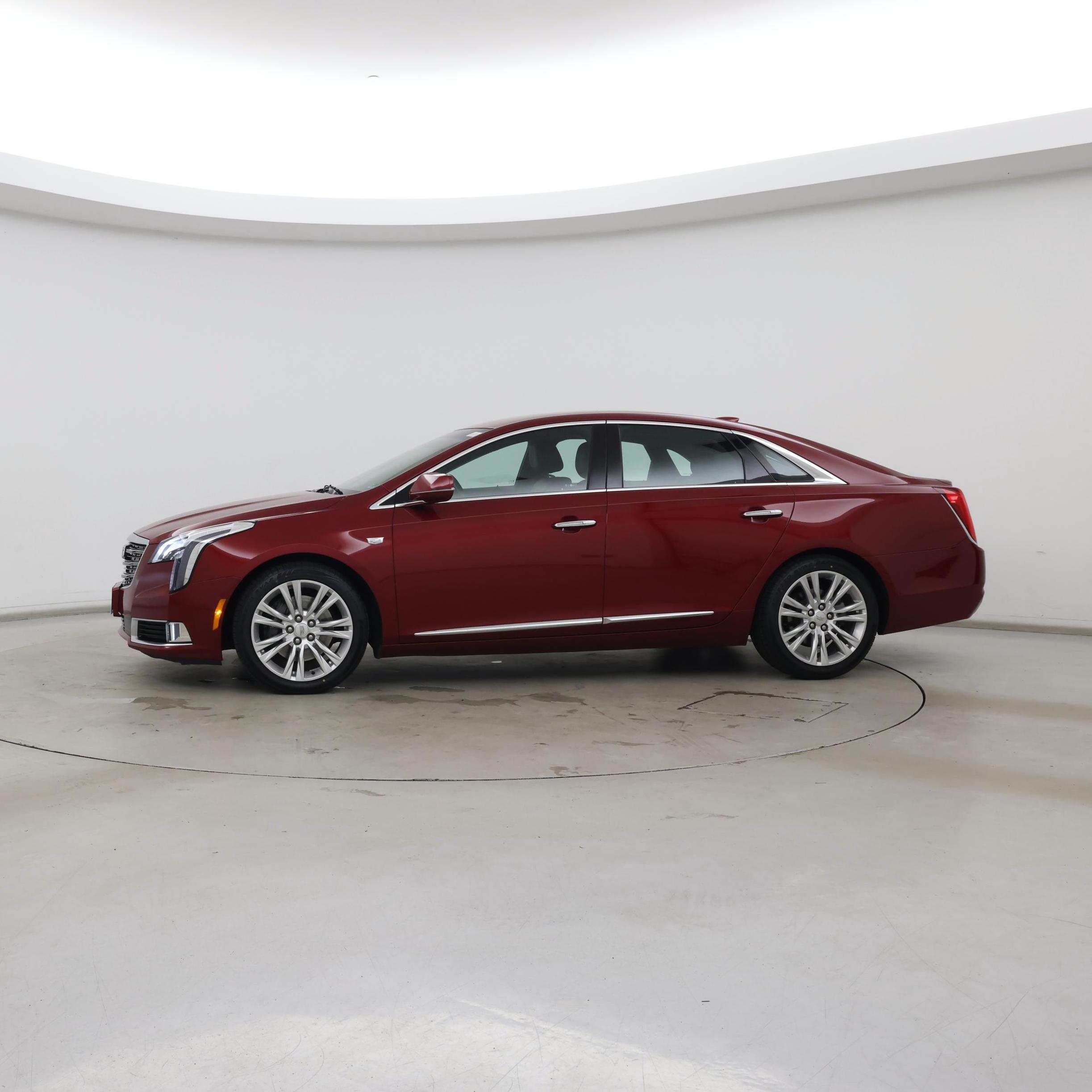 Thumbnail: 2018 Cadillac XTS - 3