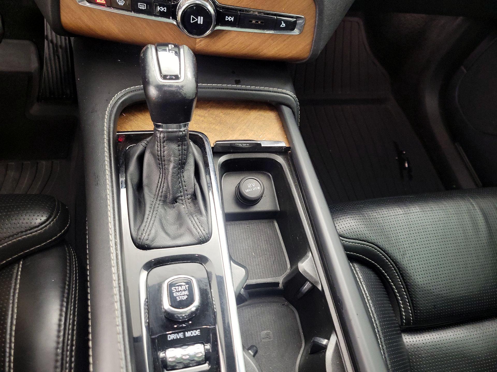 Thumbnail: 2018 Volvo XC90 - 18