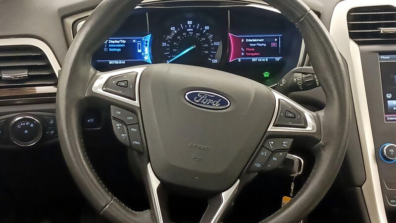 2015 Ford Fusion SE 10