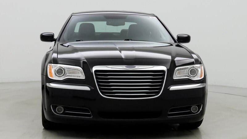 2014 Chrysler 300  5