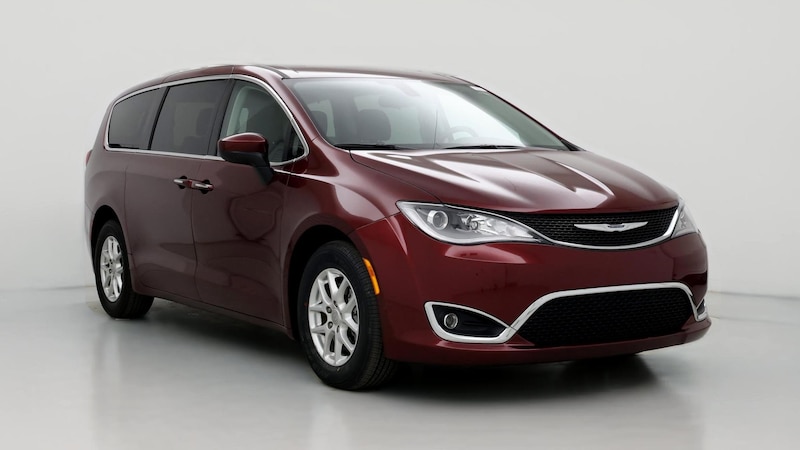 2017 Chrysler Pacifica Touring Plus Hero Image