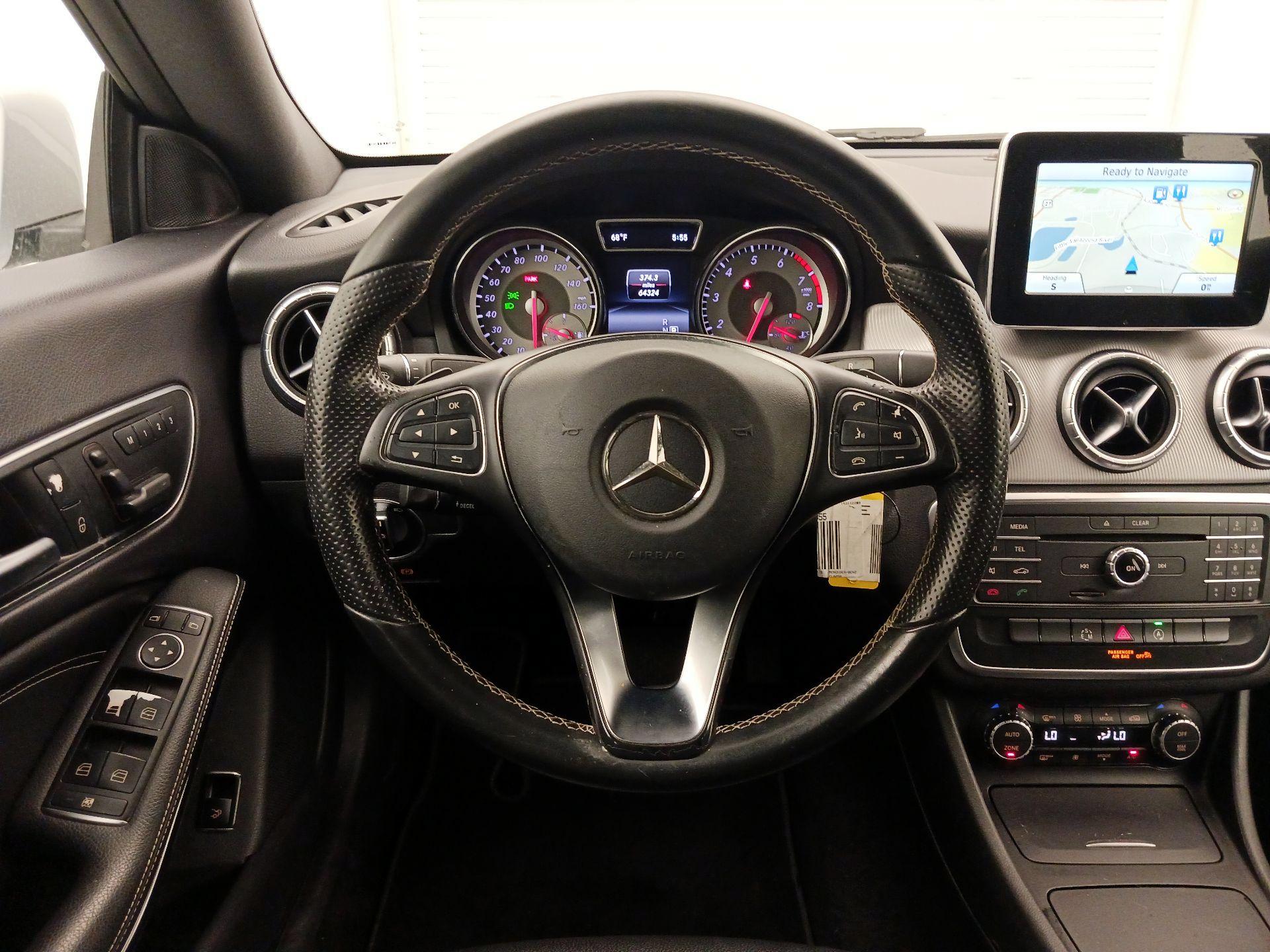 Thumbnail: 2015 Mercedes-Benz CLA - 10