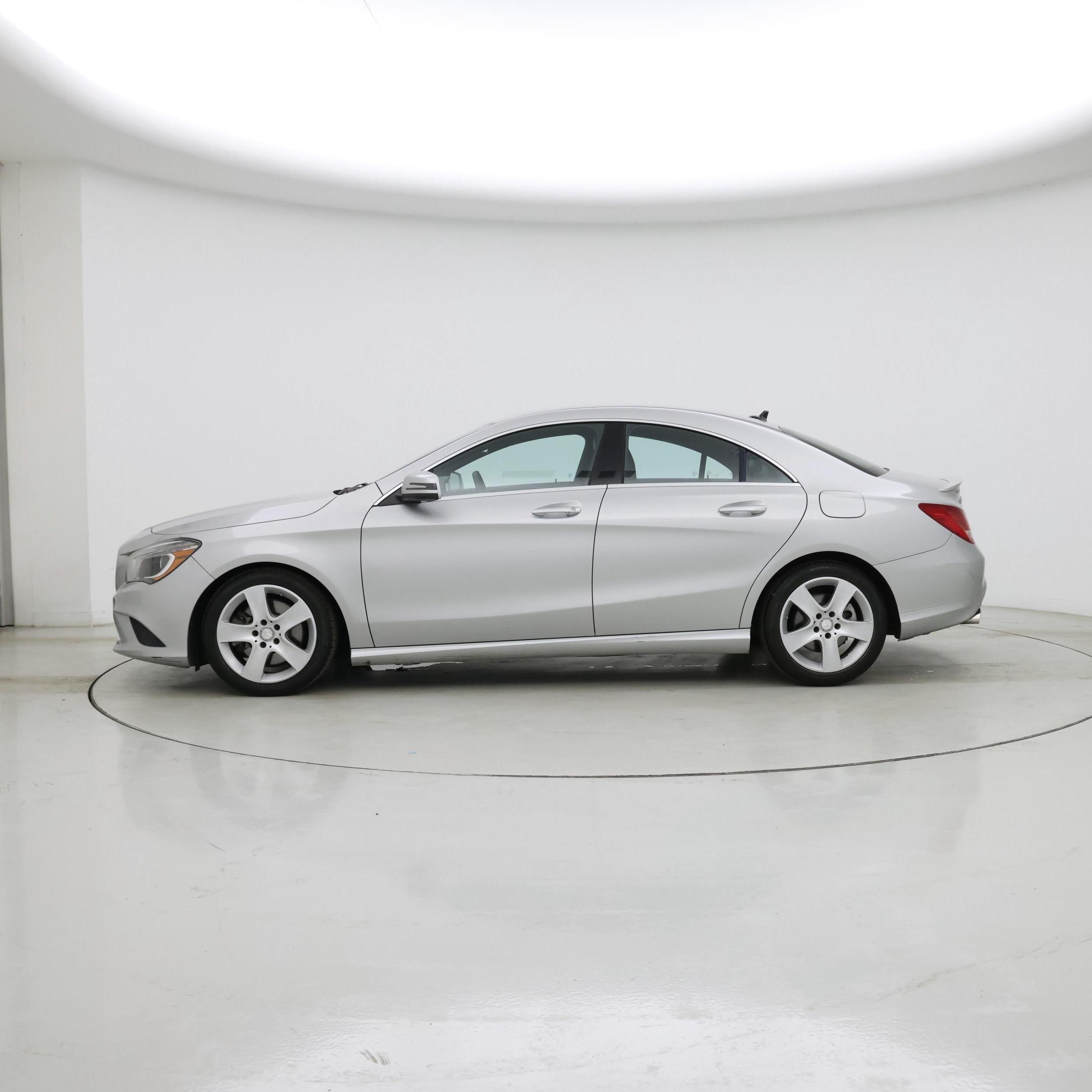 Thumbnail: 2015 Mercedes-Benz CLA - 3