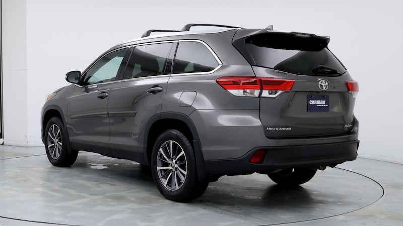 2019 Toyota Highlander XLE 2